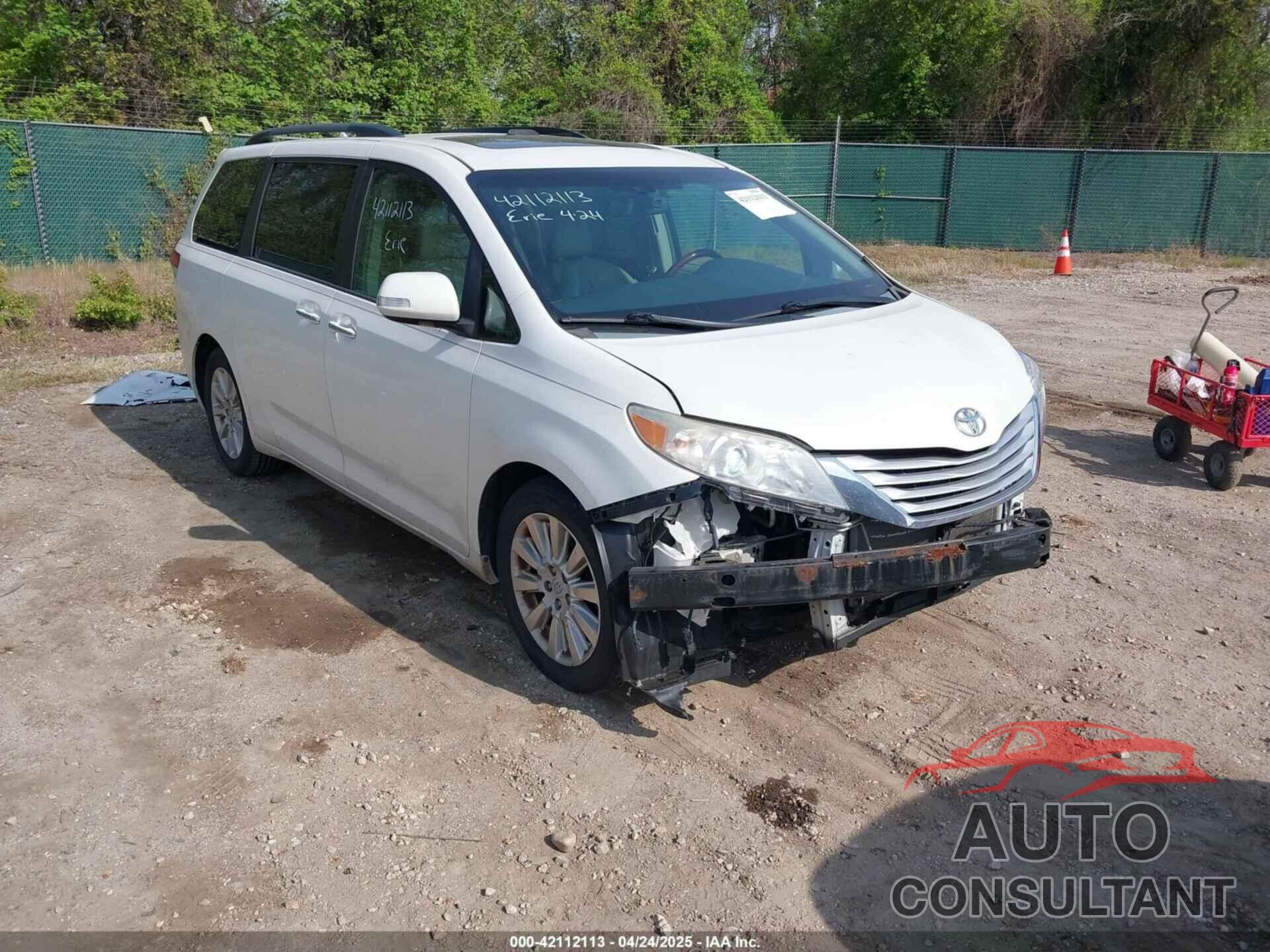 TOYOTA SIENNA 2014 - 5TDDK3DC0ES091826