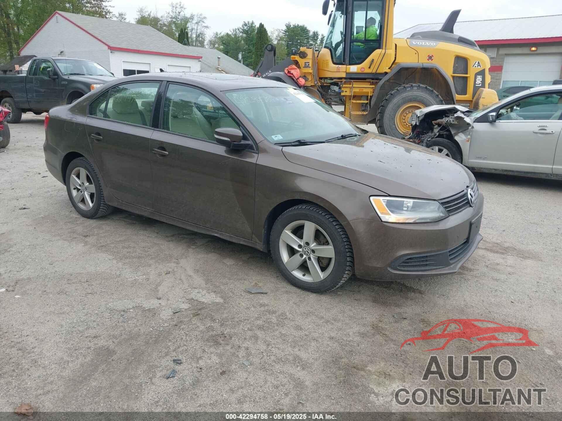 VOLKSWAGEN JETTA 2011 - 3VWLL7AJ6BM124470