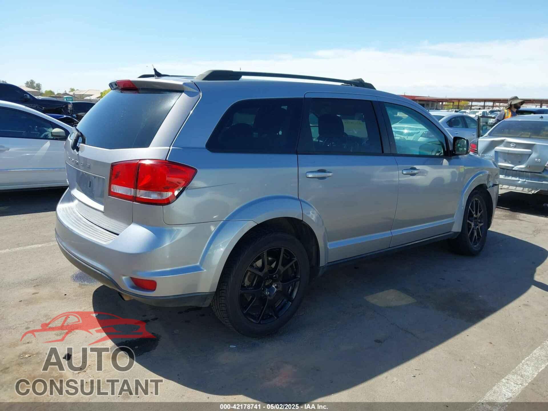 DODGE JOURNEY 2015 - 3C4PDCBB2FT747985