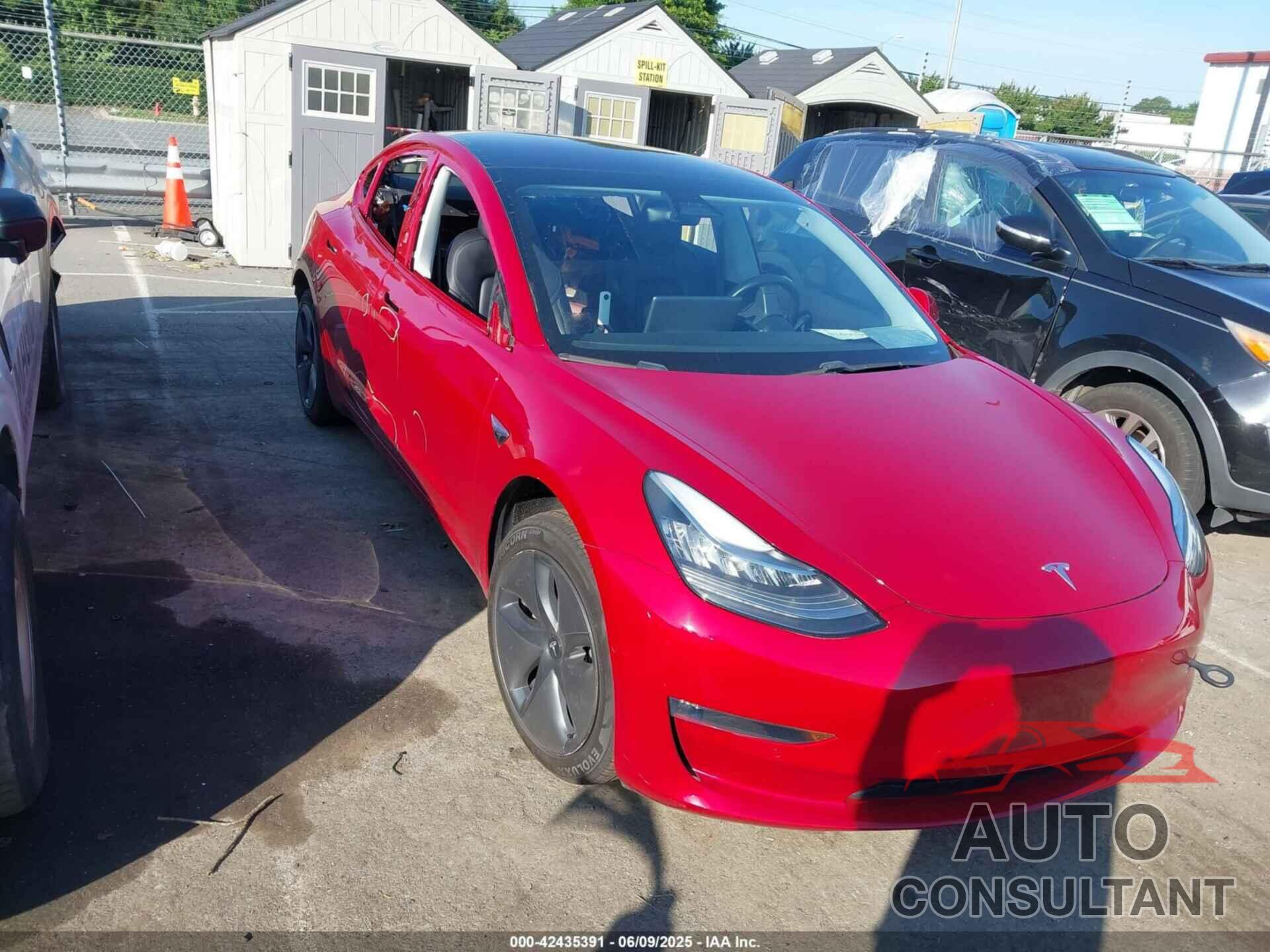 TESLA MODEL 3 2018 - 5YJ3E1EA5JF037831