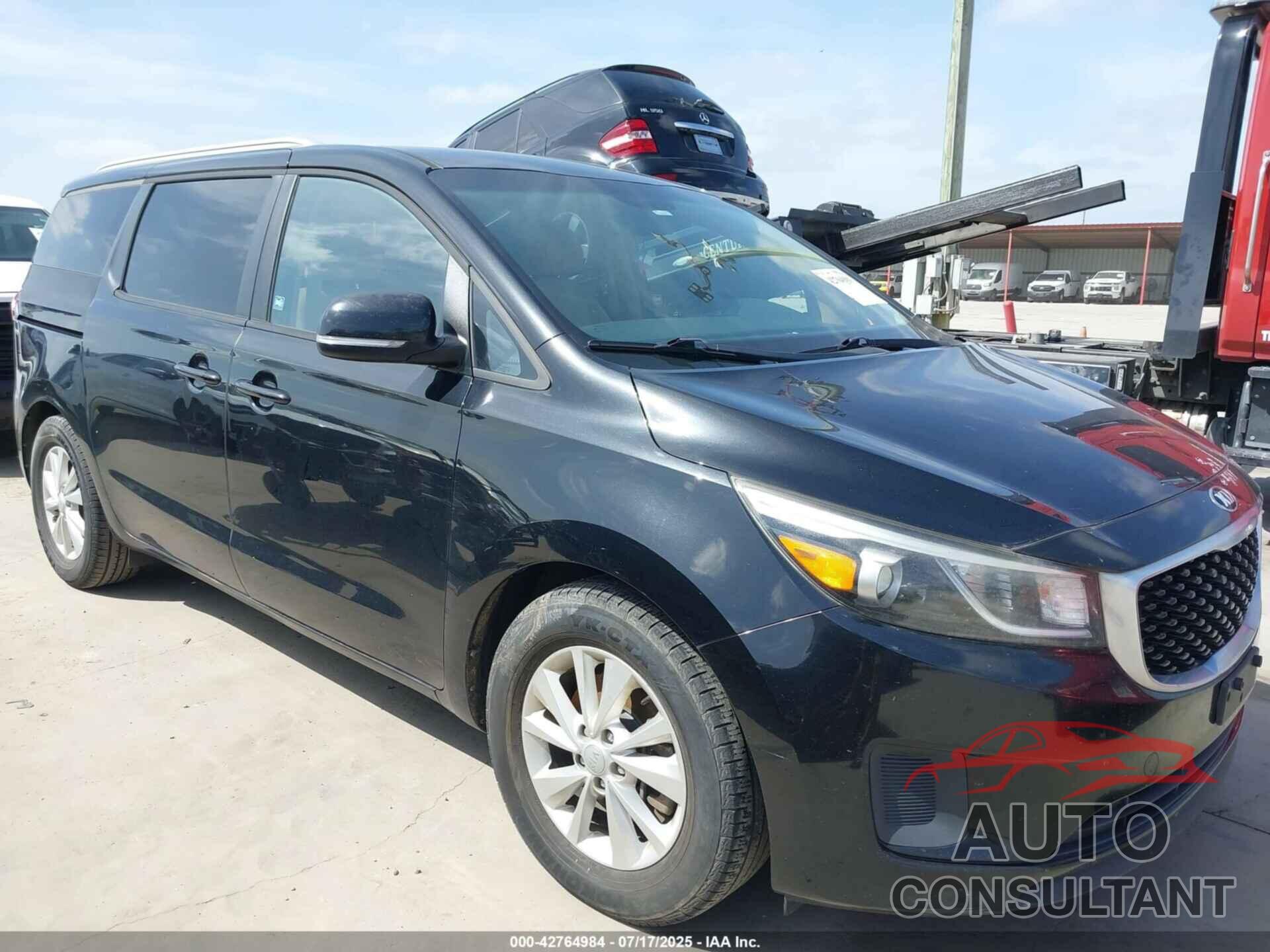 KIA SEDONA 2016 - KNDMB5C17G6102349