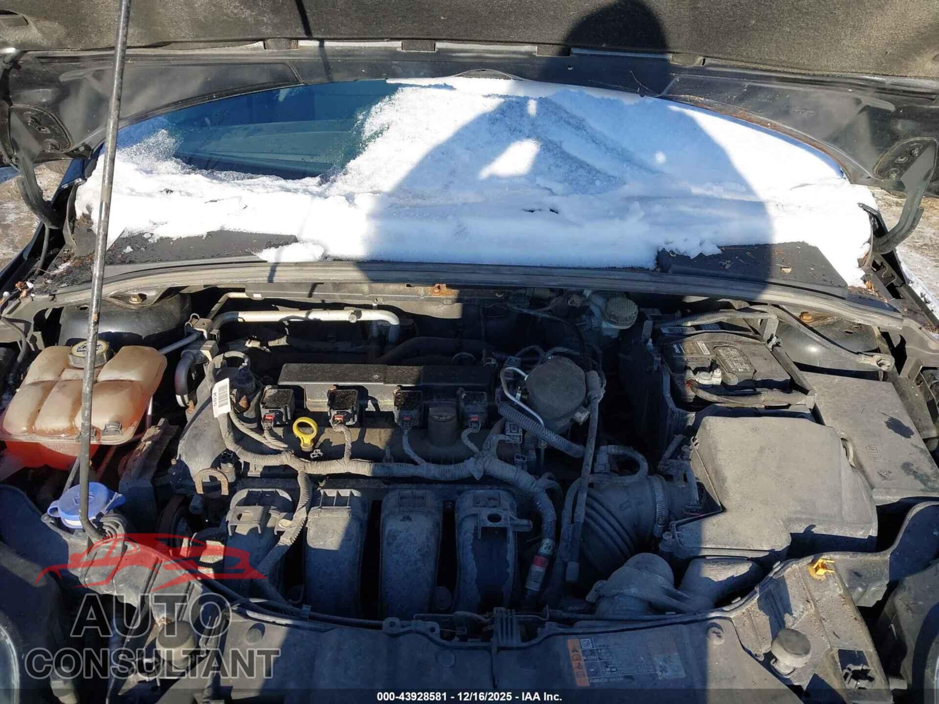 FORD FOCUS 2014 - 1FADP3F2XEL386123
