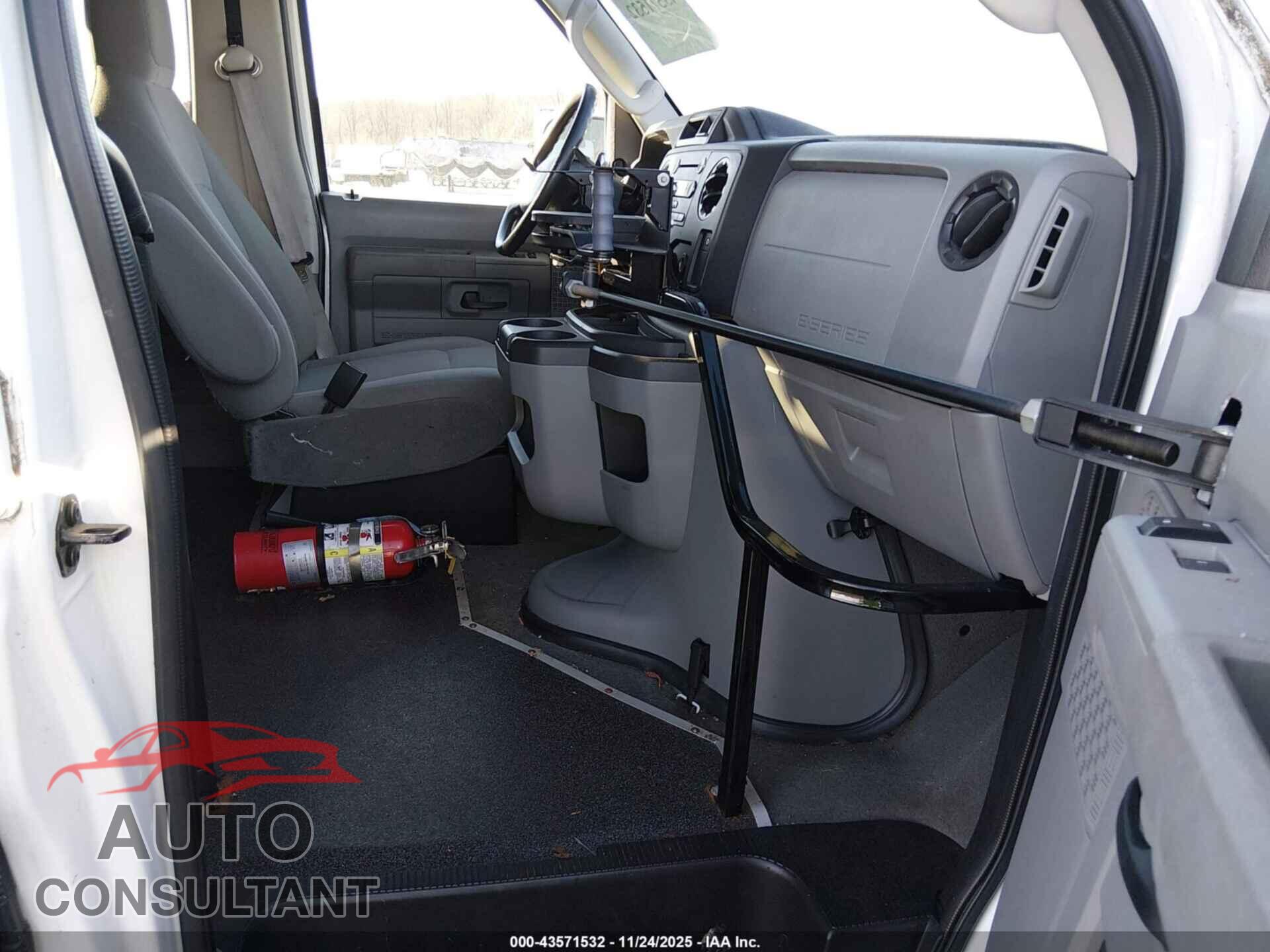 FORD E-150 2009 - 1FMNE11L09DA64112