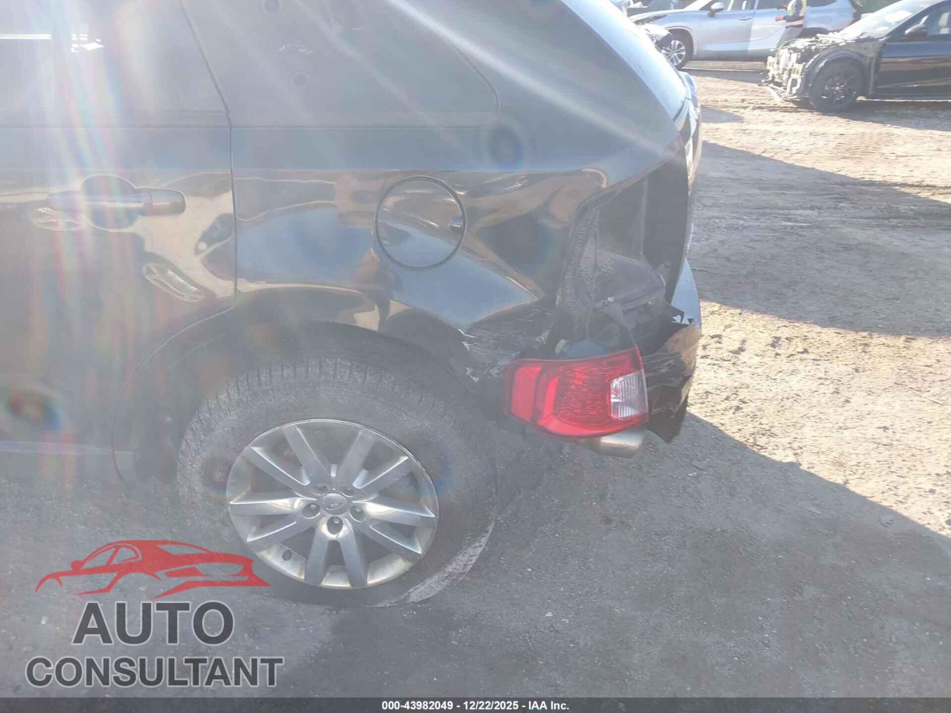 FORD EDGE 2013 - 2FMDK3JC4DBC05228