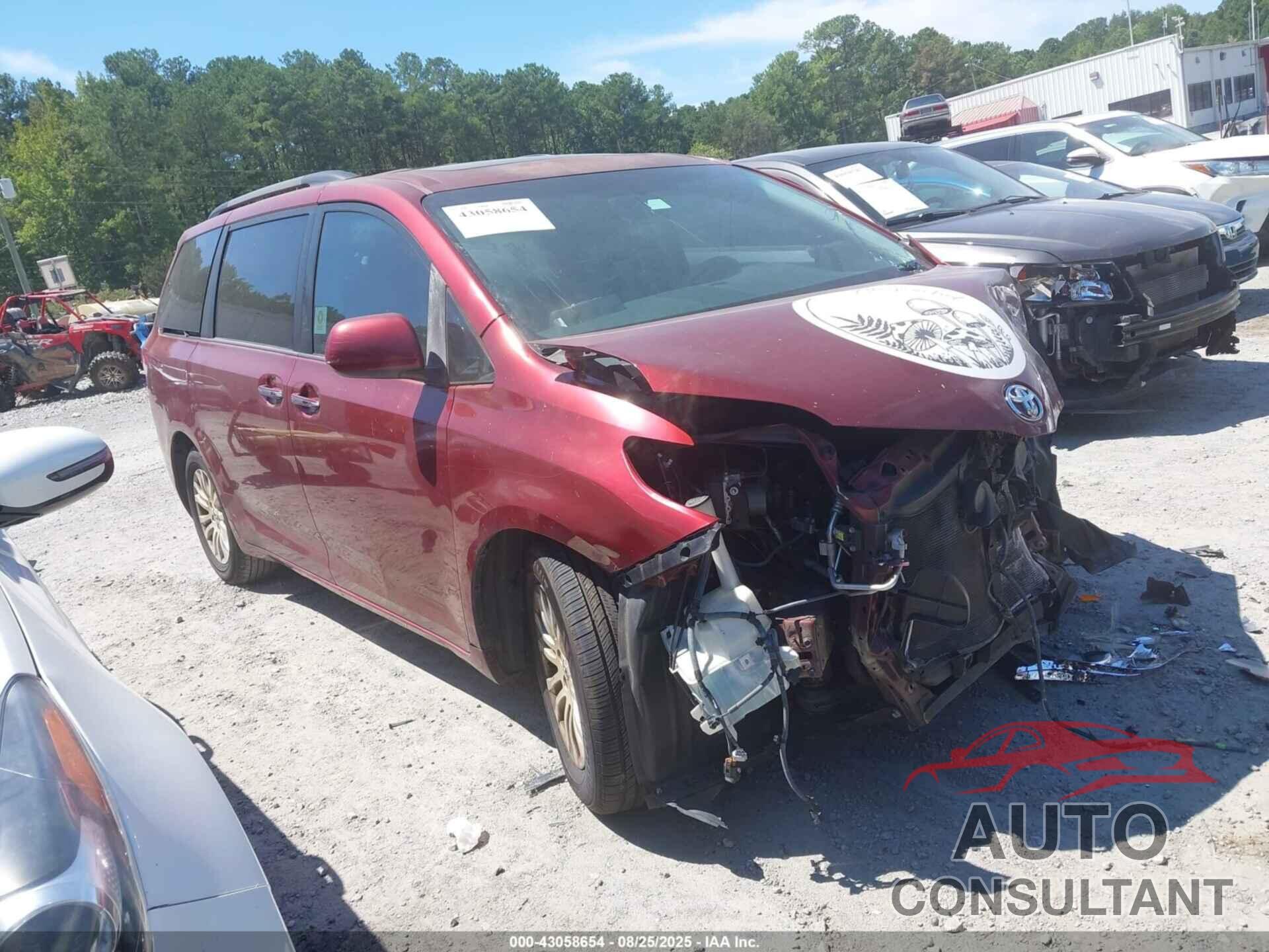 TOYOTA SIENNA 2011 - 5TDYK3DCXBS043747
