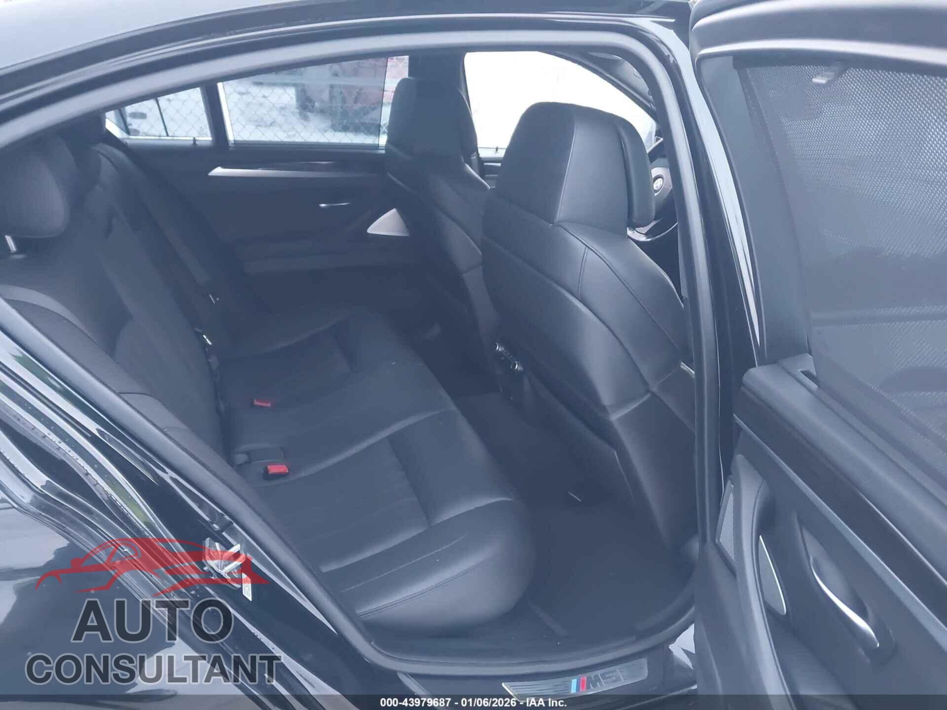 BMW M5 2013 - WBSFV9C52DC773301