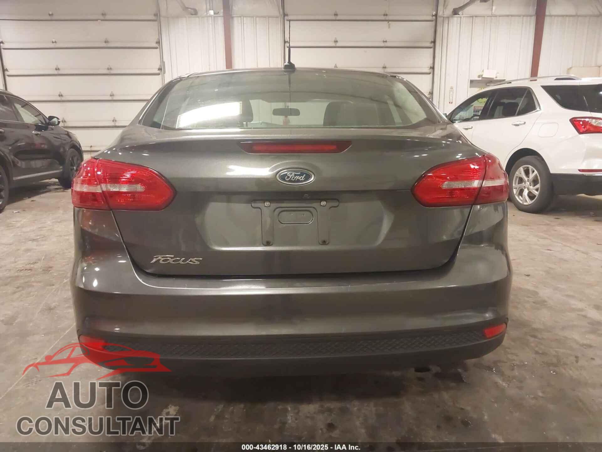 FORD FOCUS 2017 - 1FADP3E26HL314115