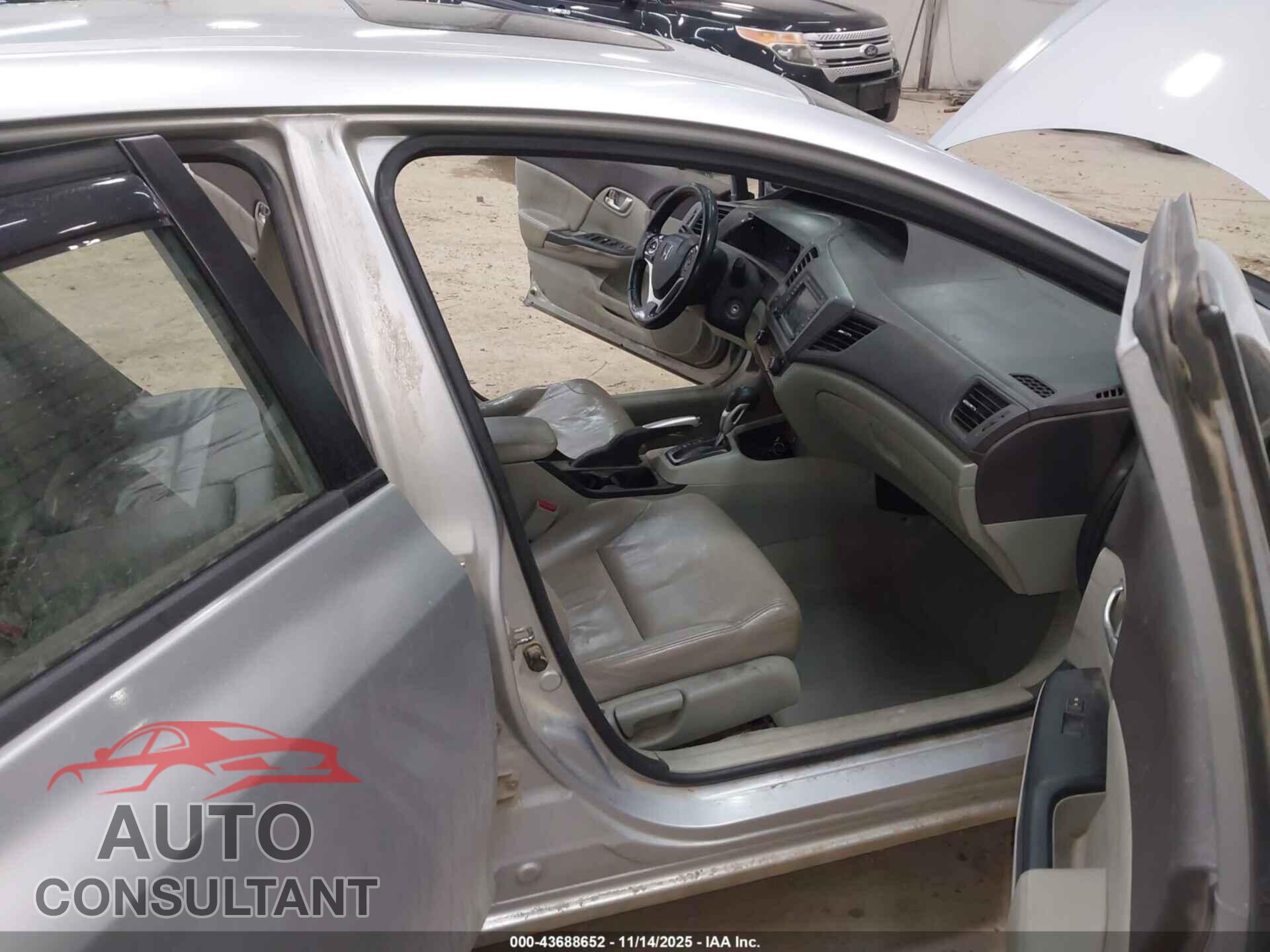 HONDA CIVIC 2012 - 2HGFB2F98CH528490