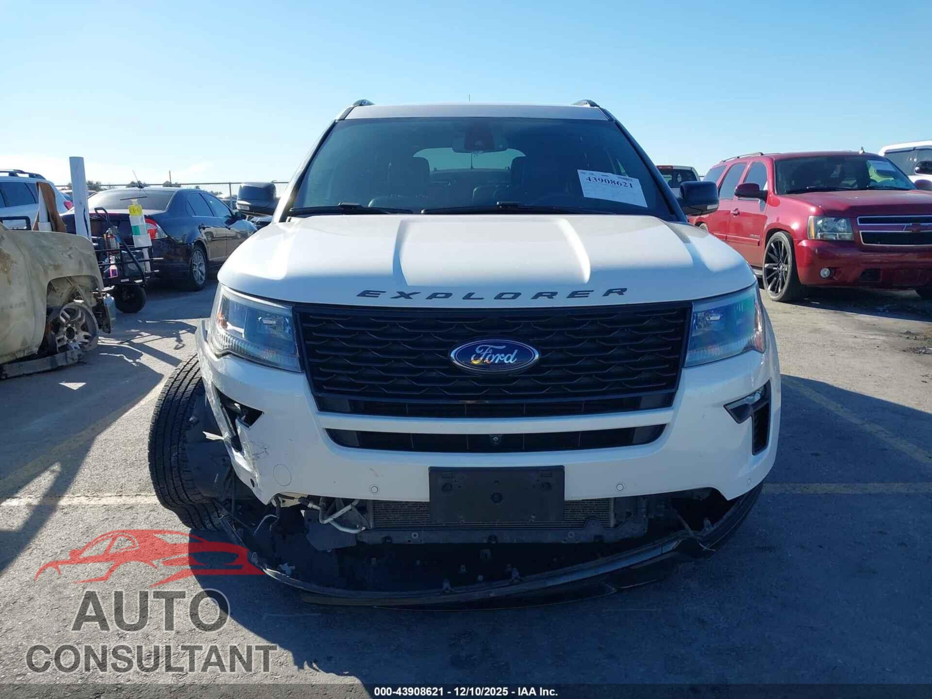 FORD EXPLORER 2018 - 1FM5K8GT2JGB30347