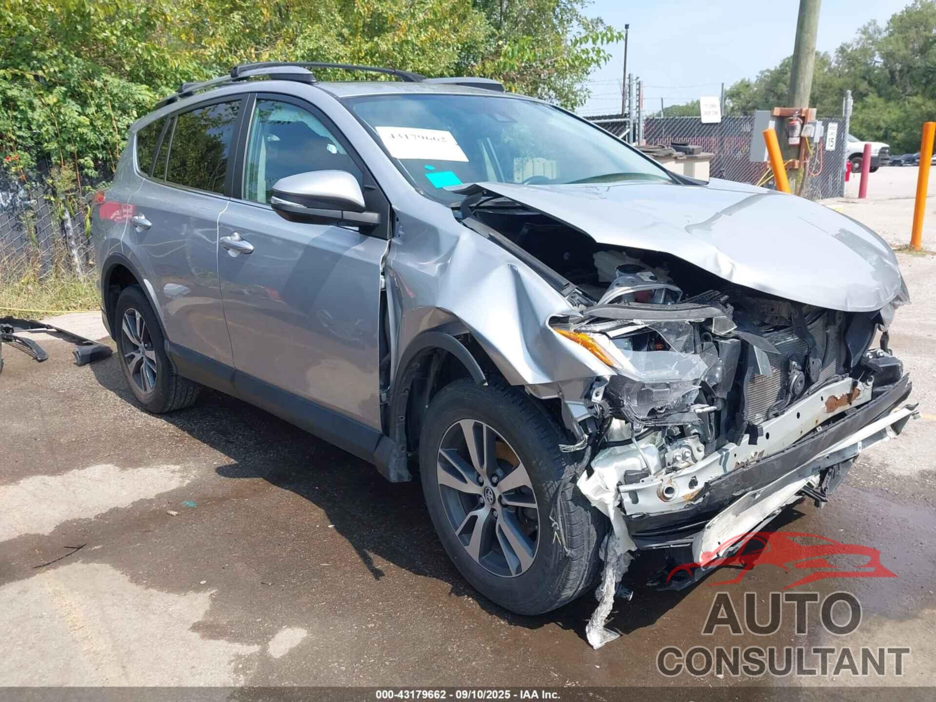 TOYOTA RAV4 2018 - 2T3RFREV3JW847011