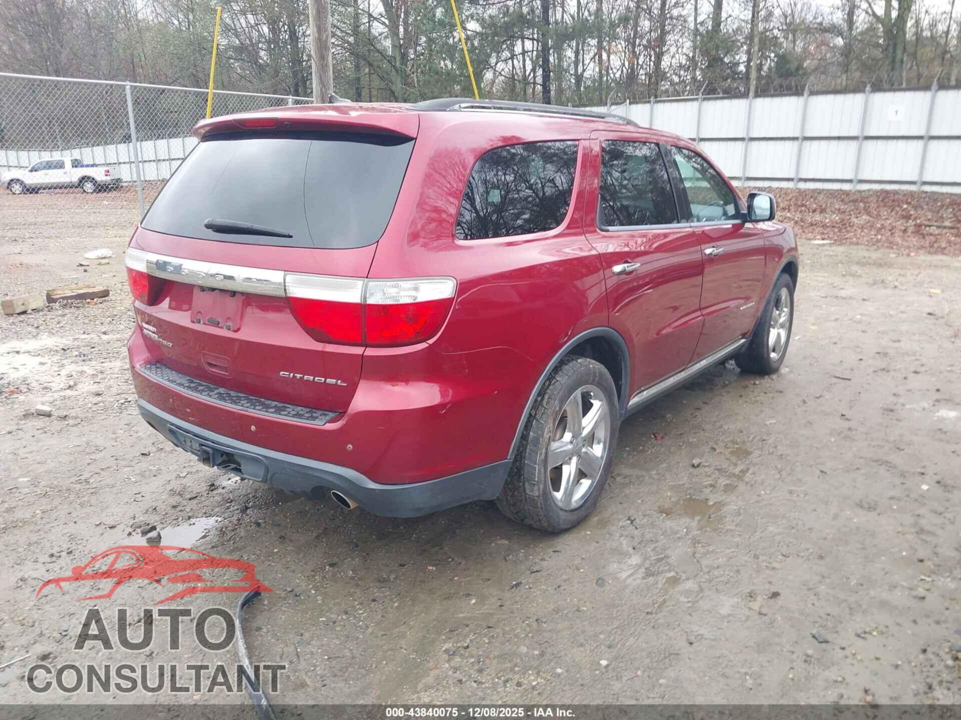 DODGE DURANGO 2013 - 1C4SDHET3DC678518