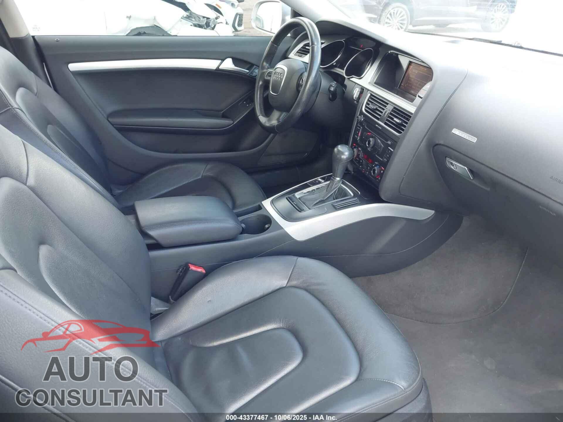 AUDI A5 2012 - WAULFAFR5CA001812