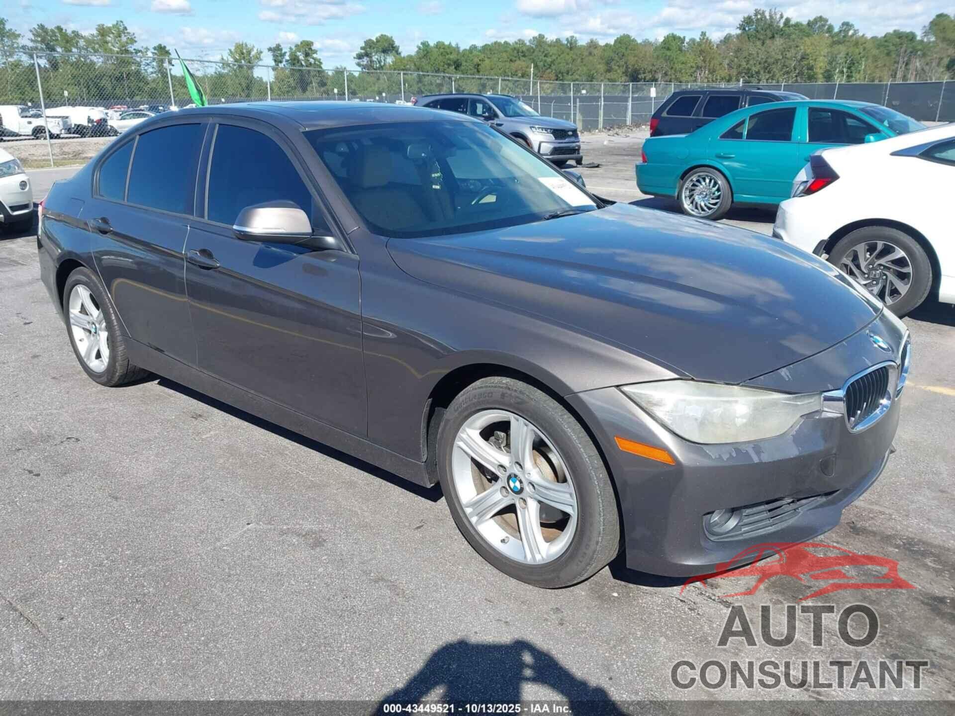 BMW 328I 2013 - WBA3A5G56DNP19428