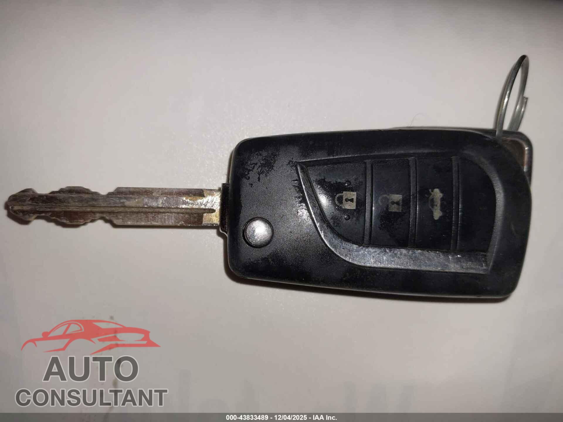 TOYOTA COROLLA 2014 - 2T1BURHEXEC120595