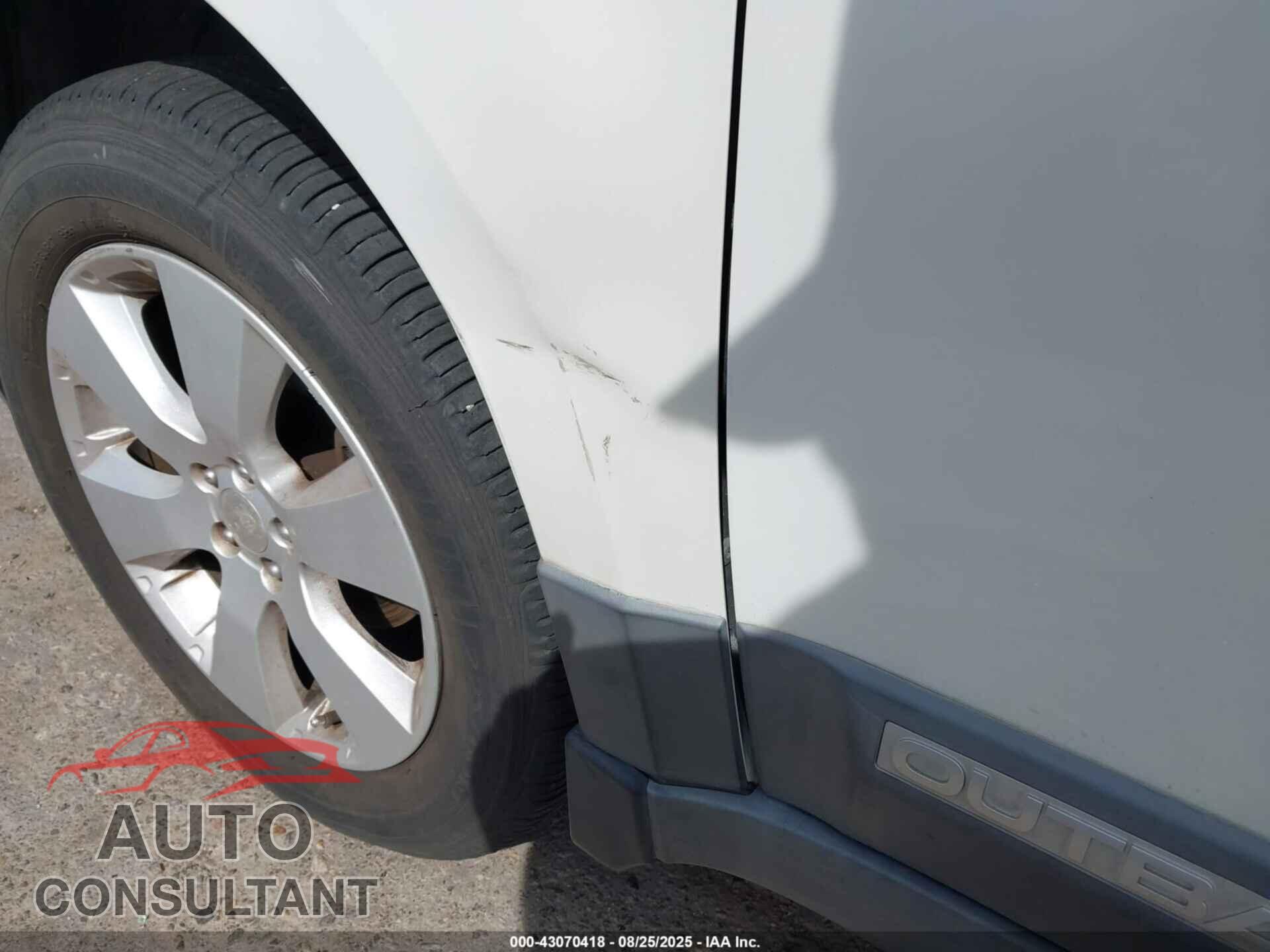 SUBARU OUTBACK 2010 - 4S4BRBBC8A3364728
