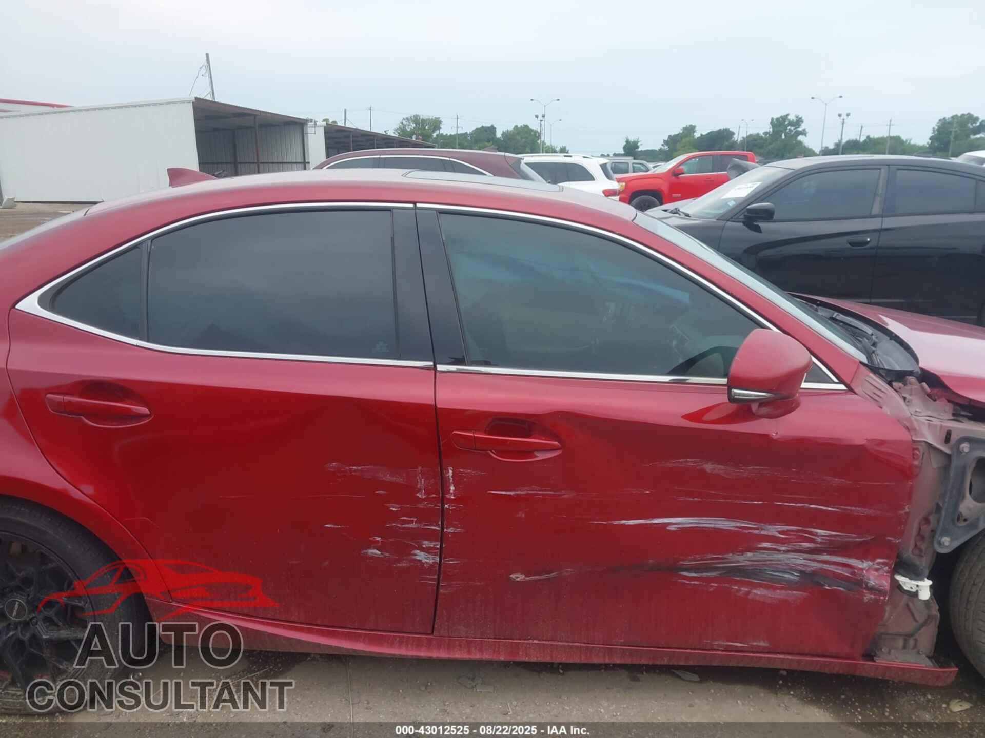 LEXUS IS 350 2015 - JTHBE1D28F5017232