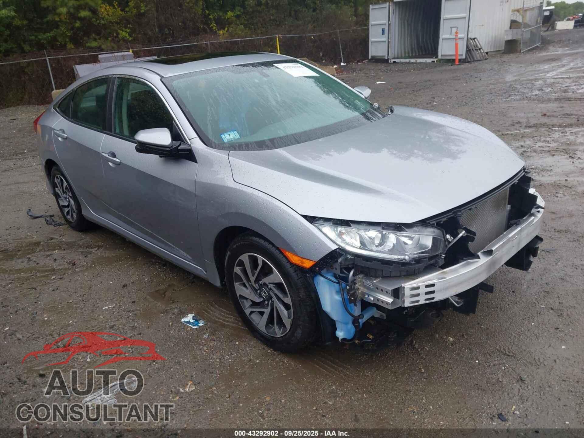 HONDA CIVIC 2017 - 19XFC2F78HE217607