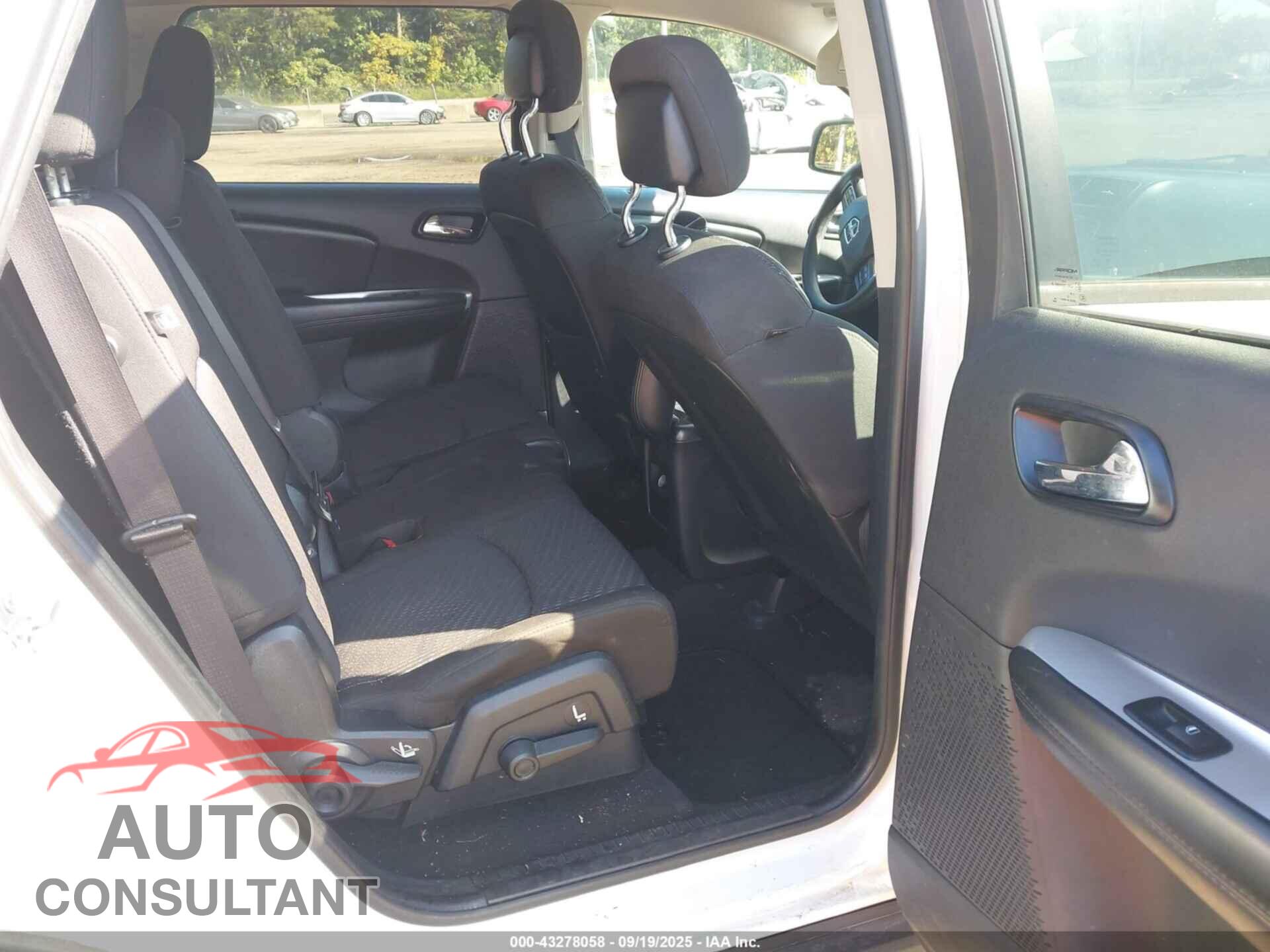 DODGE JOURNEY 2017 - 3C4PDCBG2HT526451