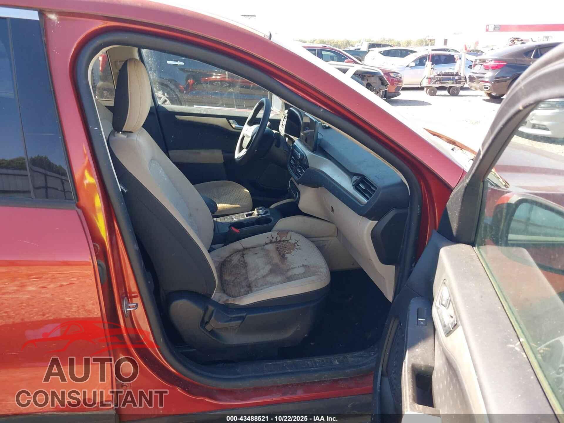 FORD ESCAPE 2020 - 1FMCU0G63LUA68622