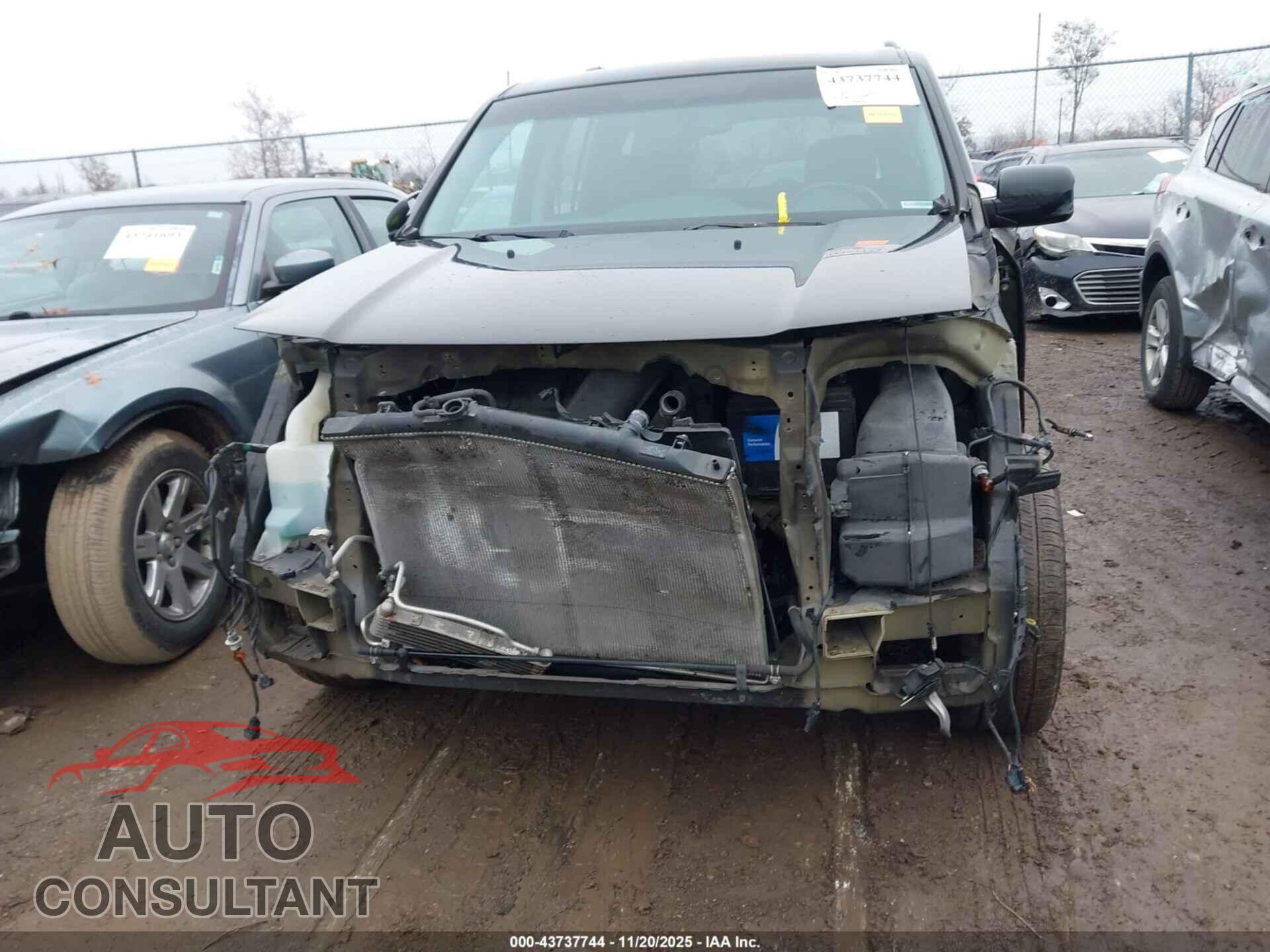 HONDA PILOT 2014 - 5FNYF4H90EB008247