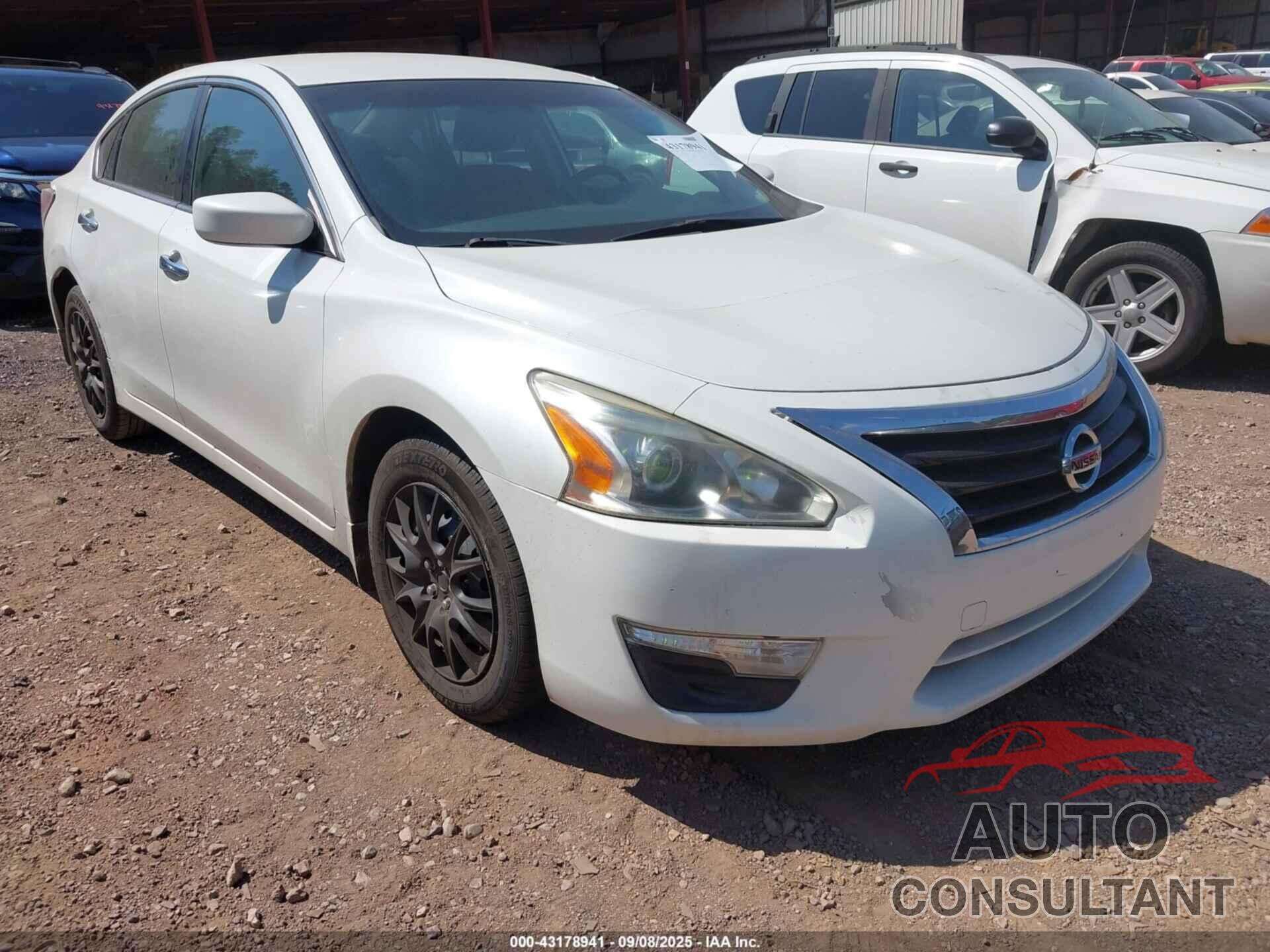NISSAN ALTIMA 2015 - 1N4AL3AP3FN305163