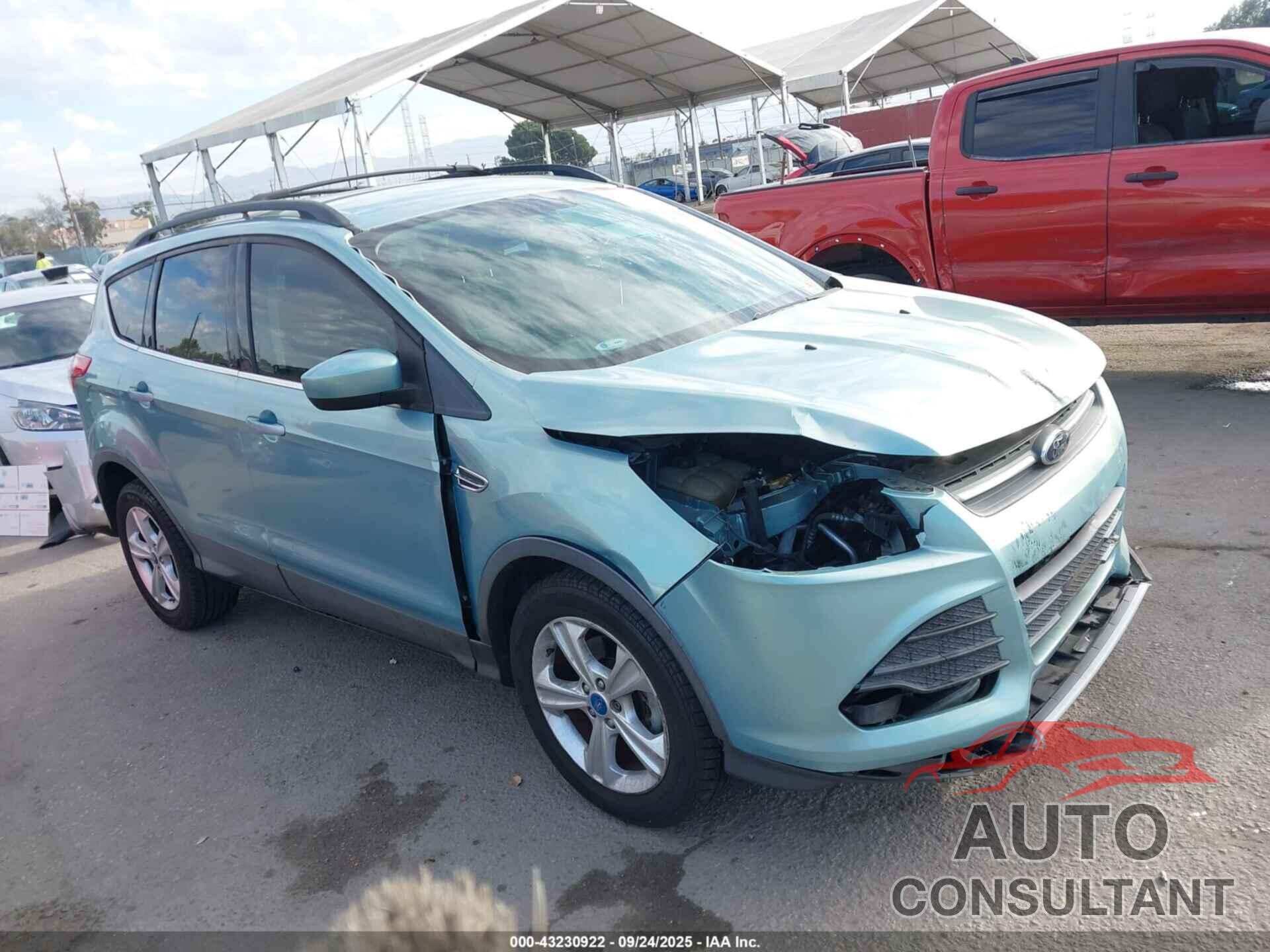 FORD ESCAPE 2013 - 1FMCU0GX1DUC03316