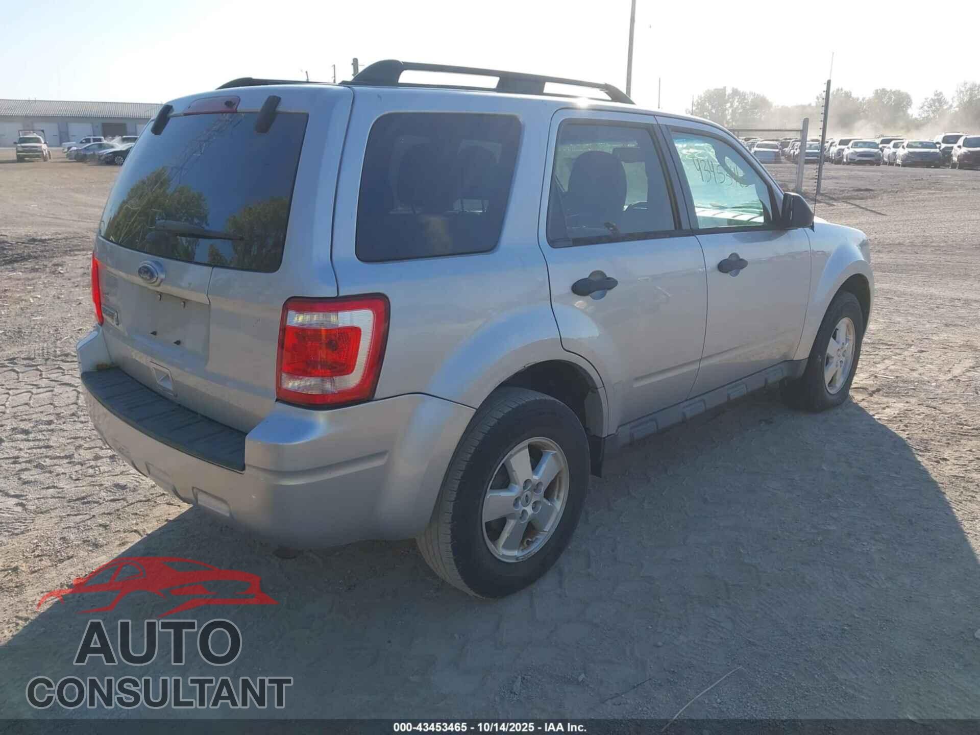 FORD ESCAPE 2011 - 1FMCU9D76BKB34138