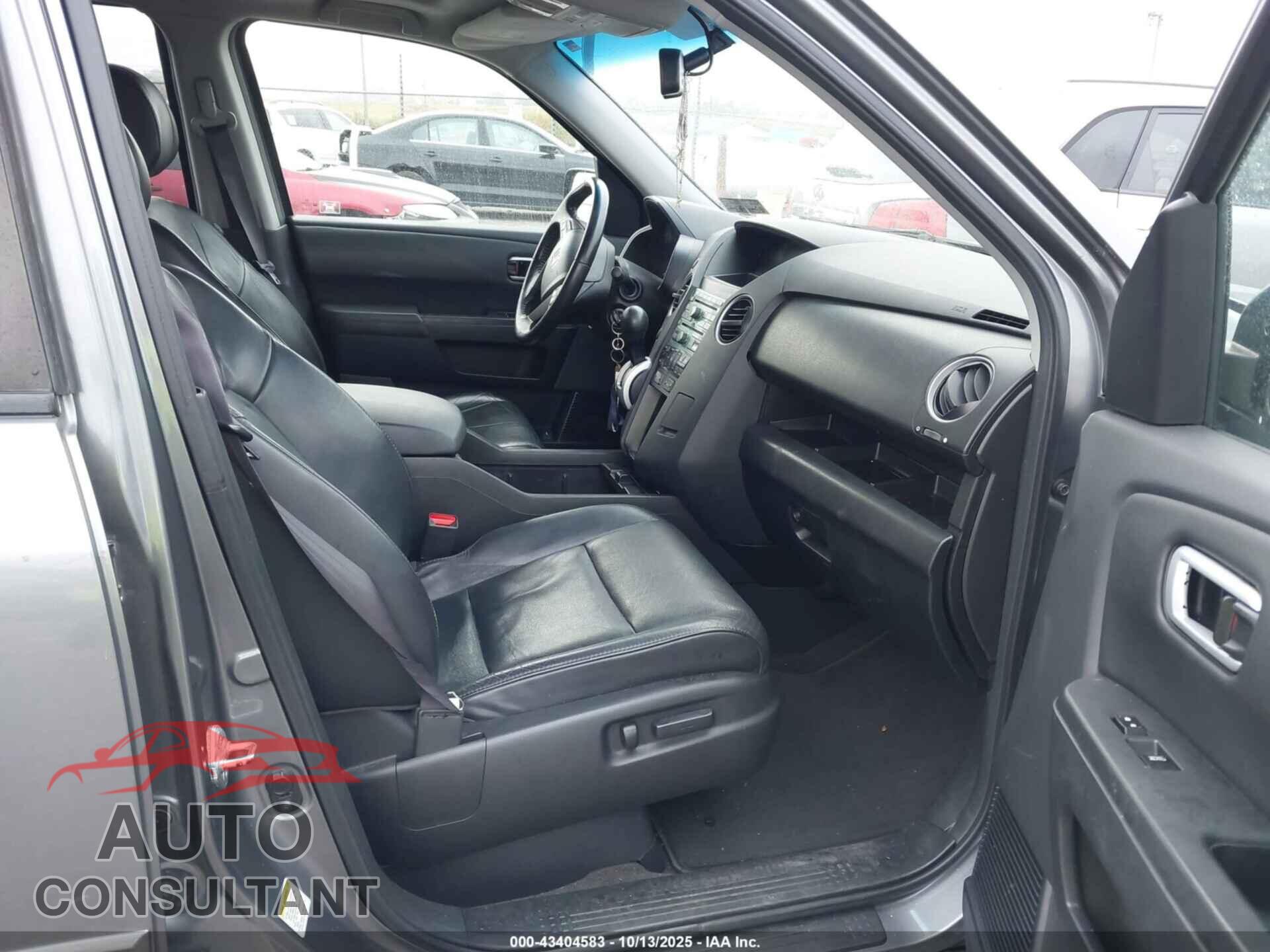 HONDA PILOT 2009 - 5FNYF48629B038409