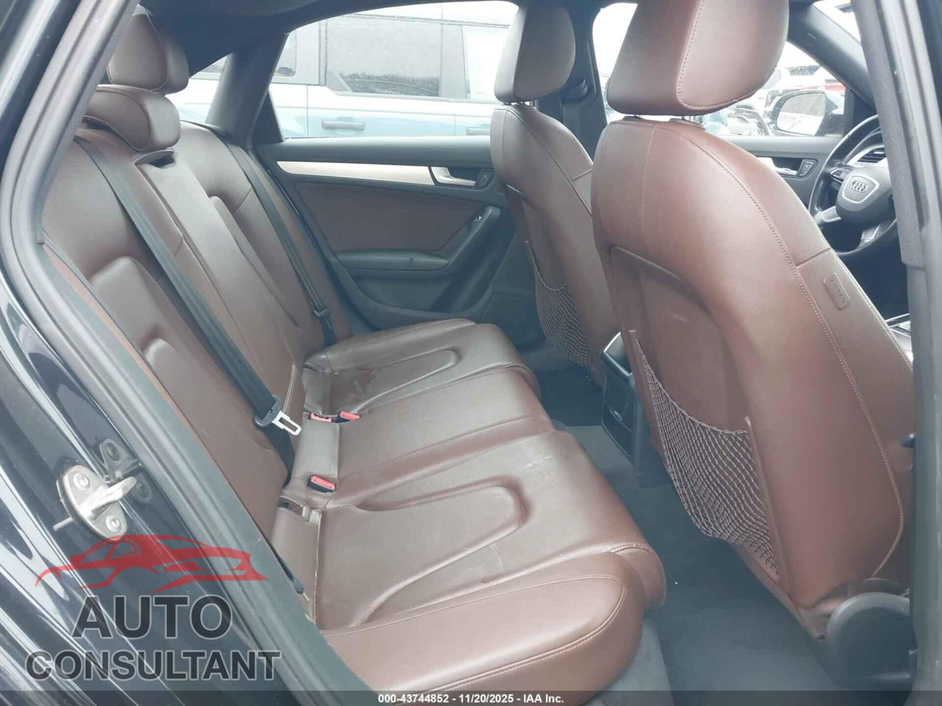 AUDI A4 2013 - WAUBFAFL1DN045596