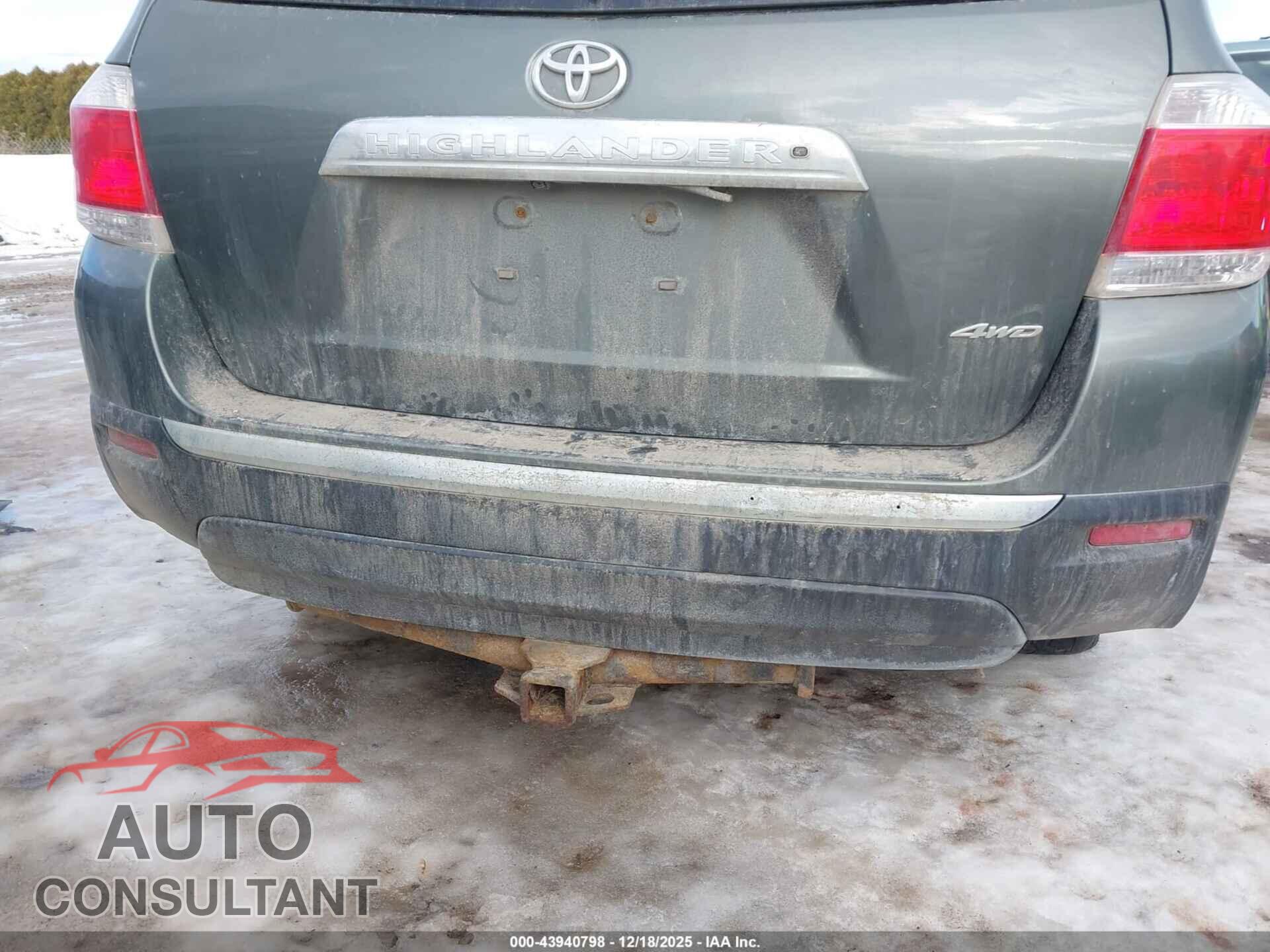 TOYOTA HIGHLANDER 2013 - 5TDBK3EH8DS239172