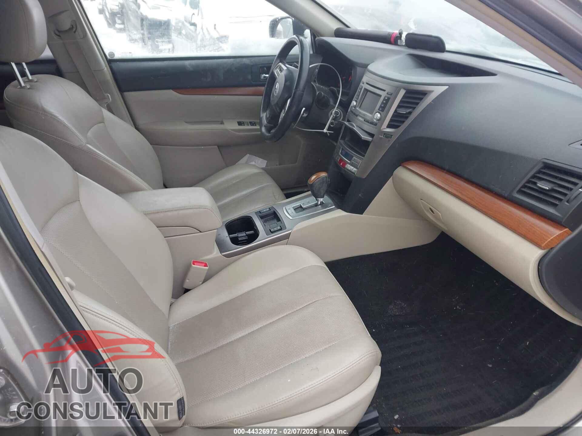 SUBARU OUTBACK 2014 - 4S4BRBLC3E3274603
