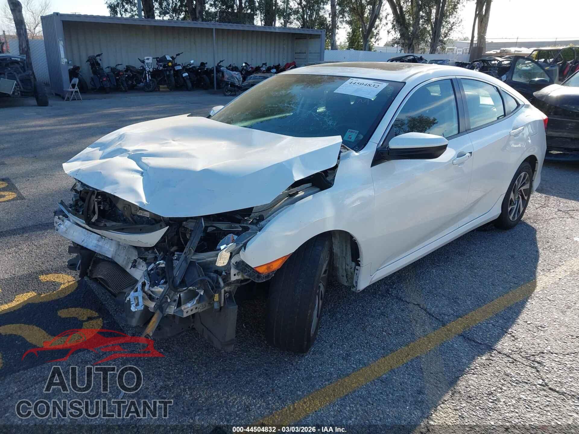 HONDA CIVIC 2017 - 19XFC2F78HE201519