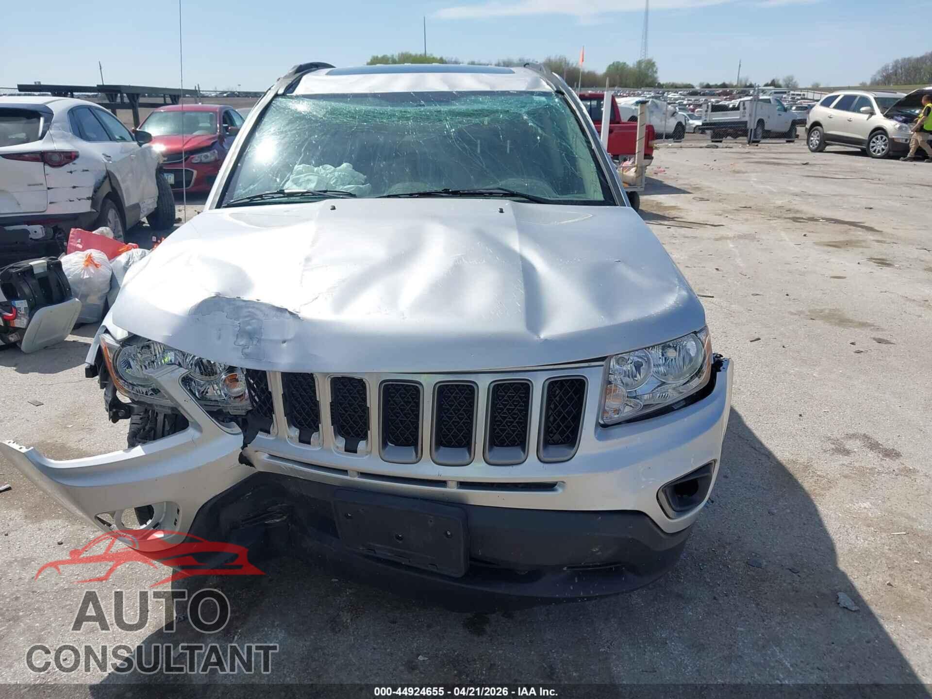 JEEP COMPASS 2011 - 1J4NF5FB8BD167156