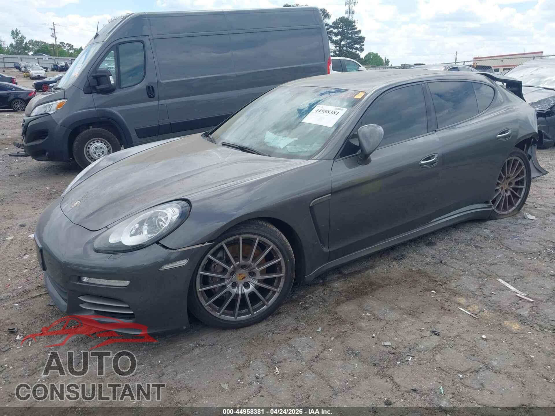 PORSCHE PANAMERA 2015 - WP0AA2A74FL007419