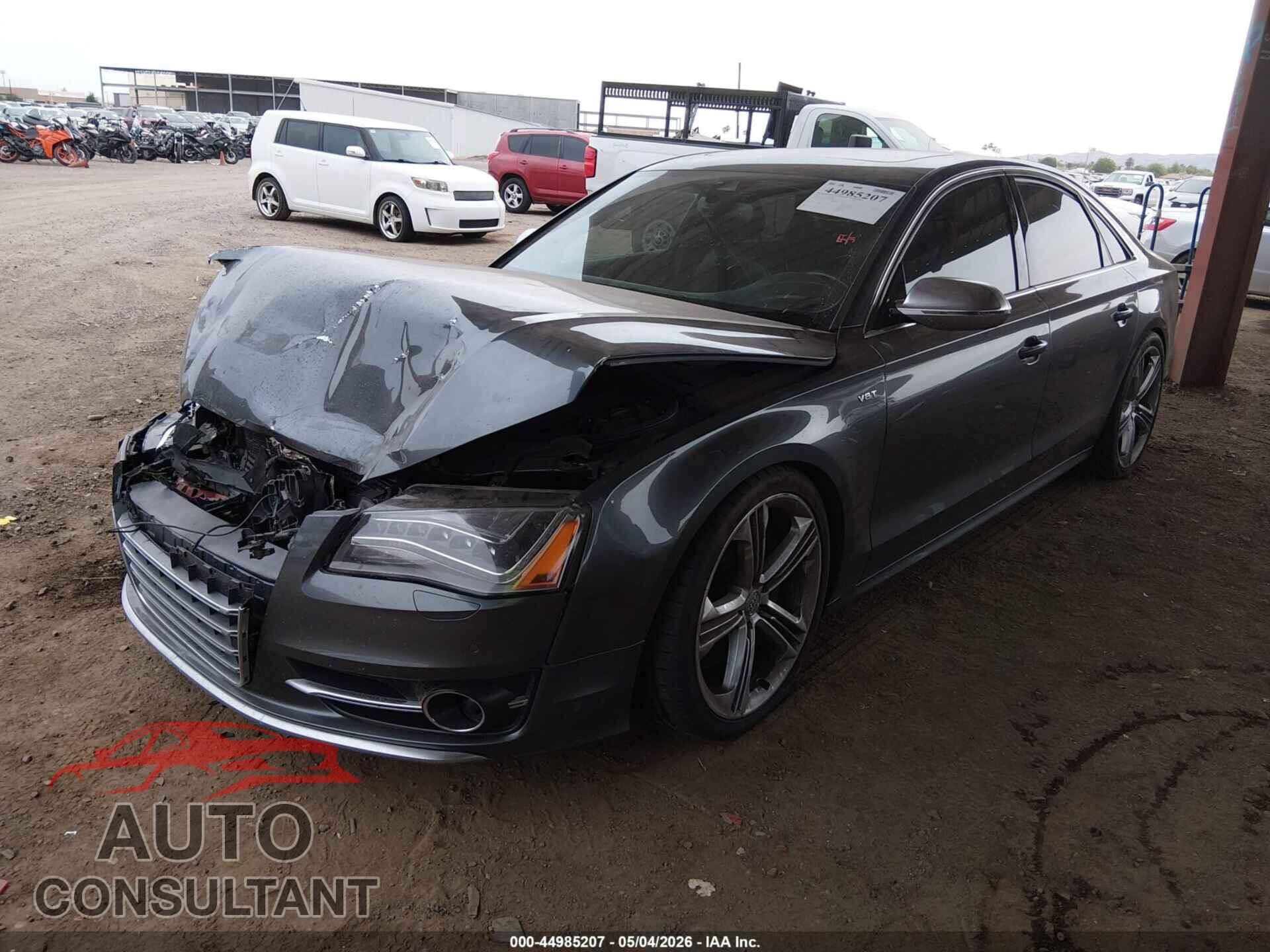 AUDI S8 2013 - WAUD2AFD1DN027421