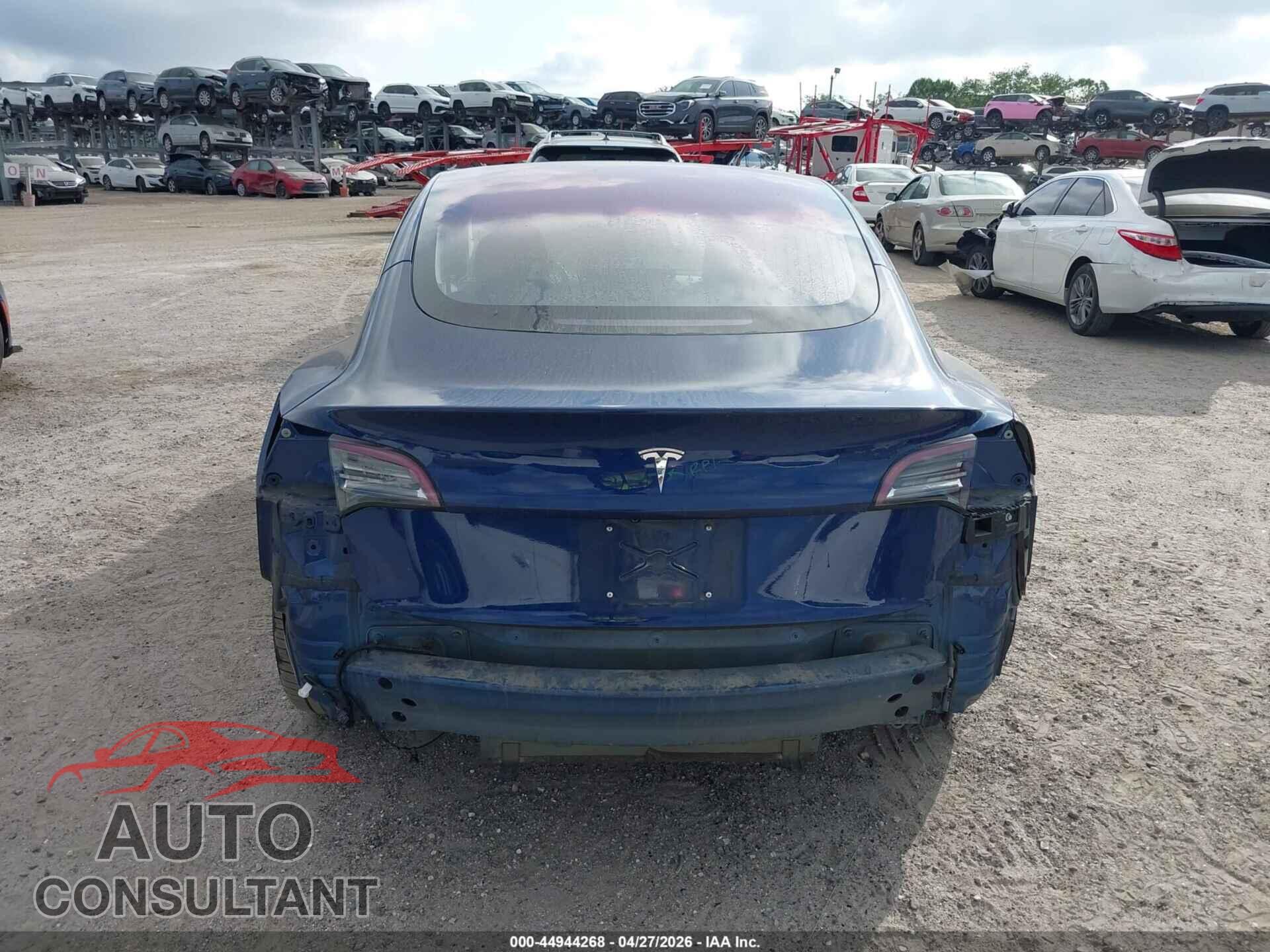 TESLA MODEL 3 2017 - 5YJ3E1EA7HF002301