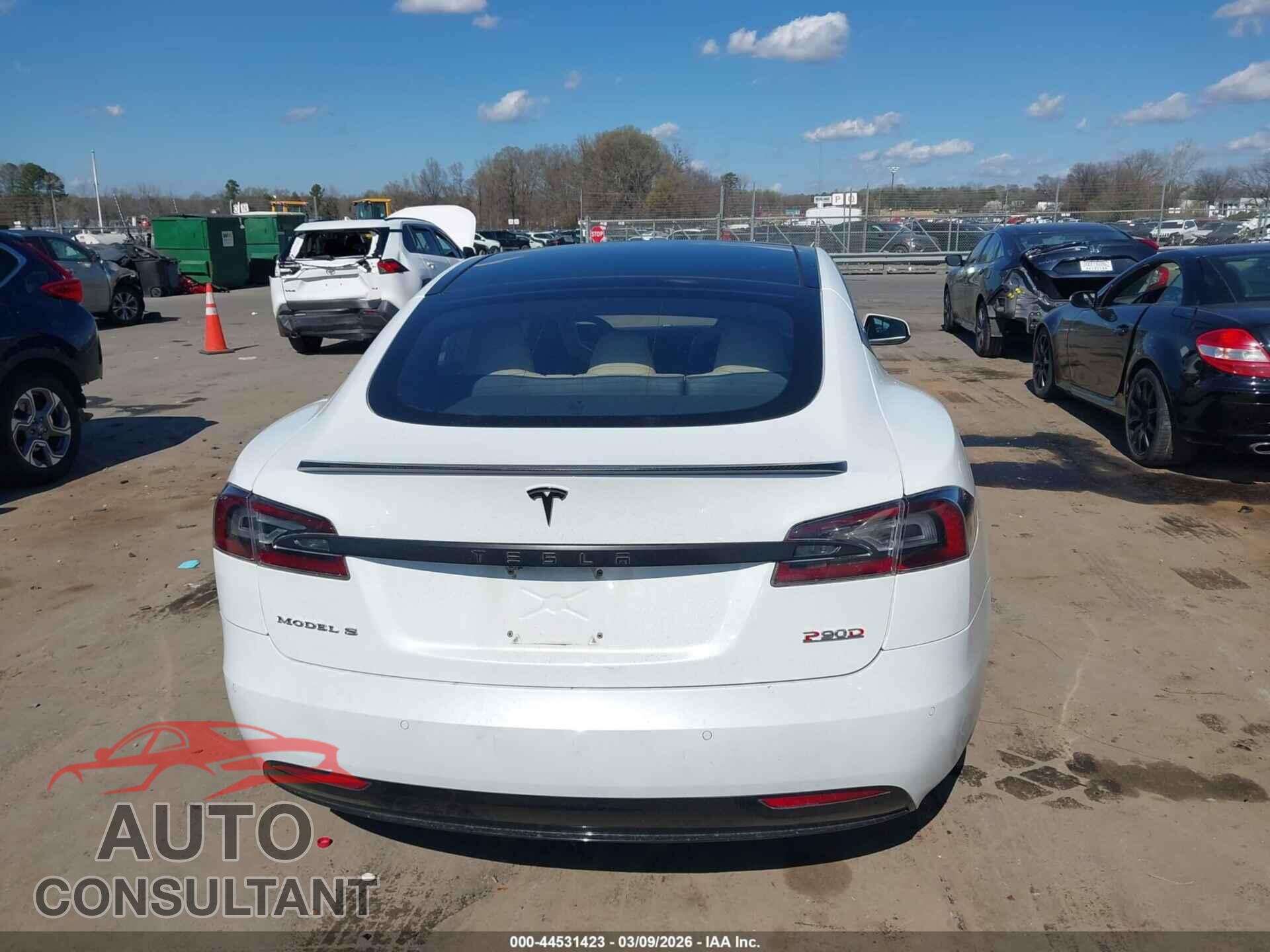 TESLA MODEL S 2016 - 5YJSA1E48GF142597