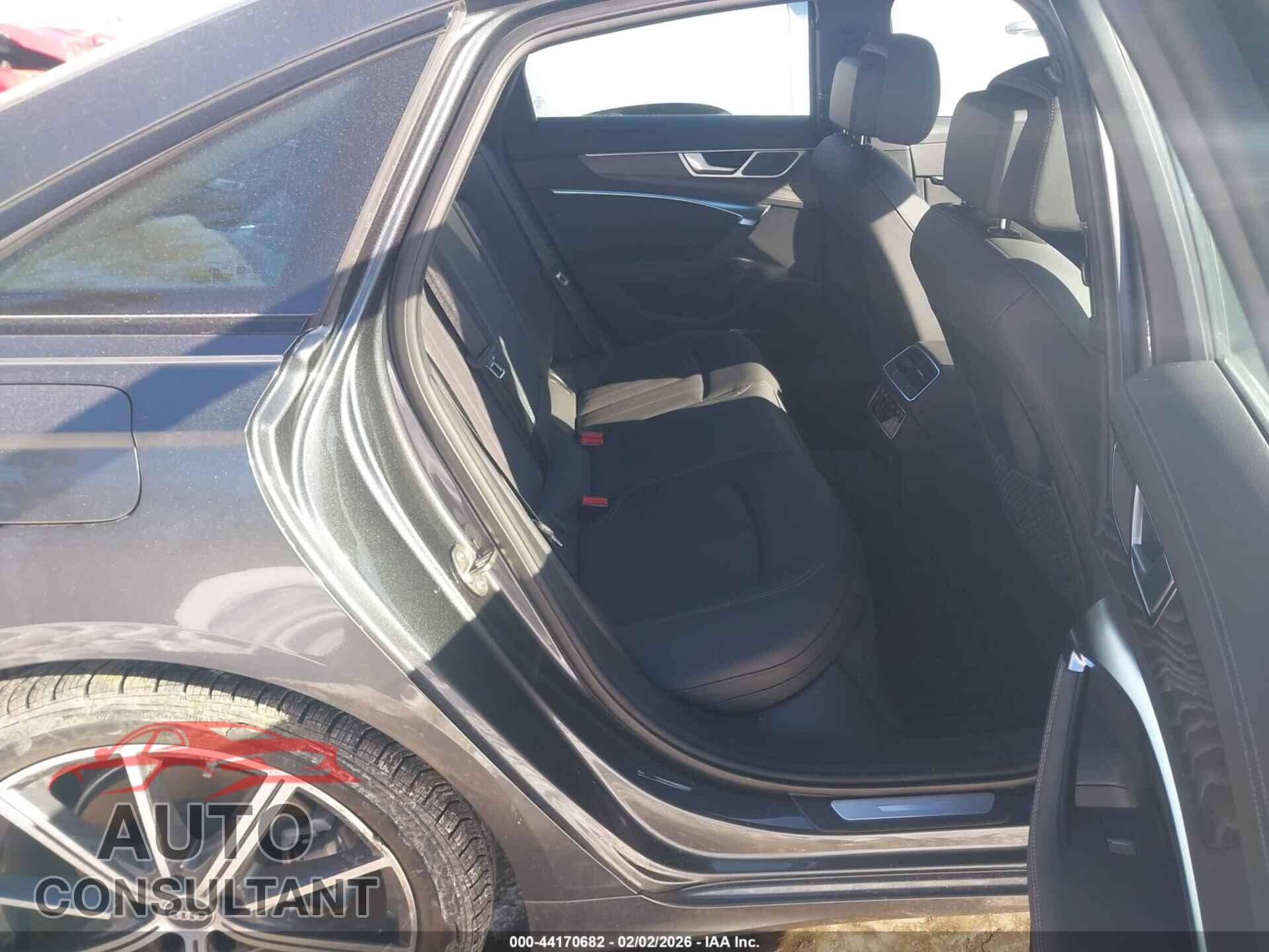 AUDI A6 2025 - WAUL2BF22SN048470