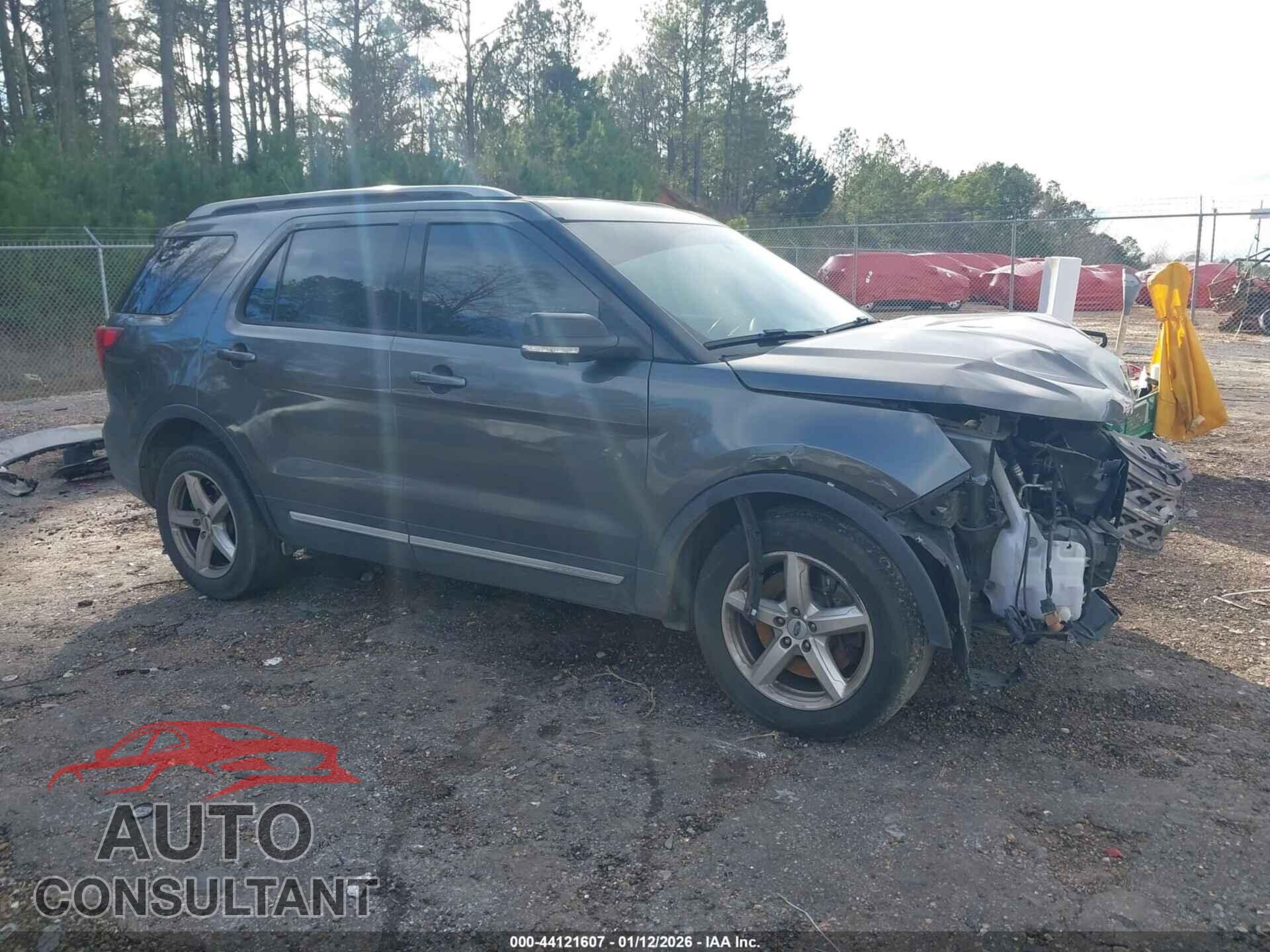 FORD EXPLORER 2018 - 1FM5K7D88JGB85279