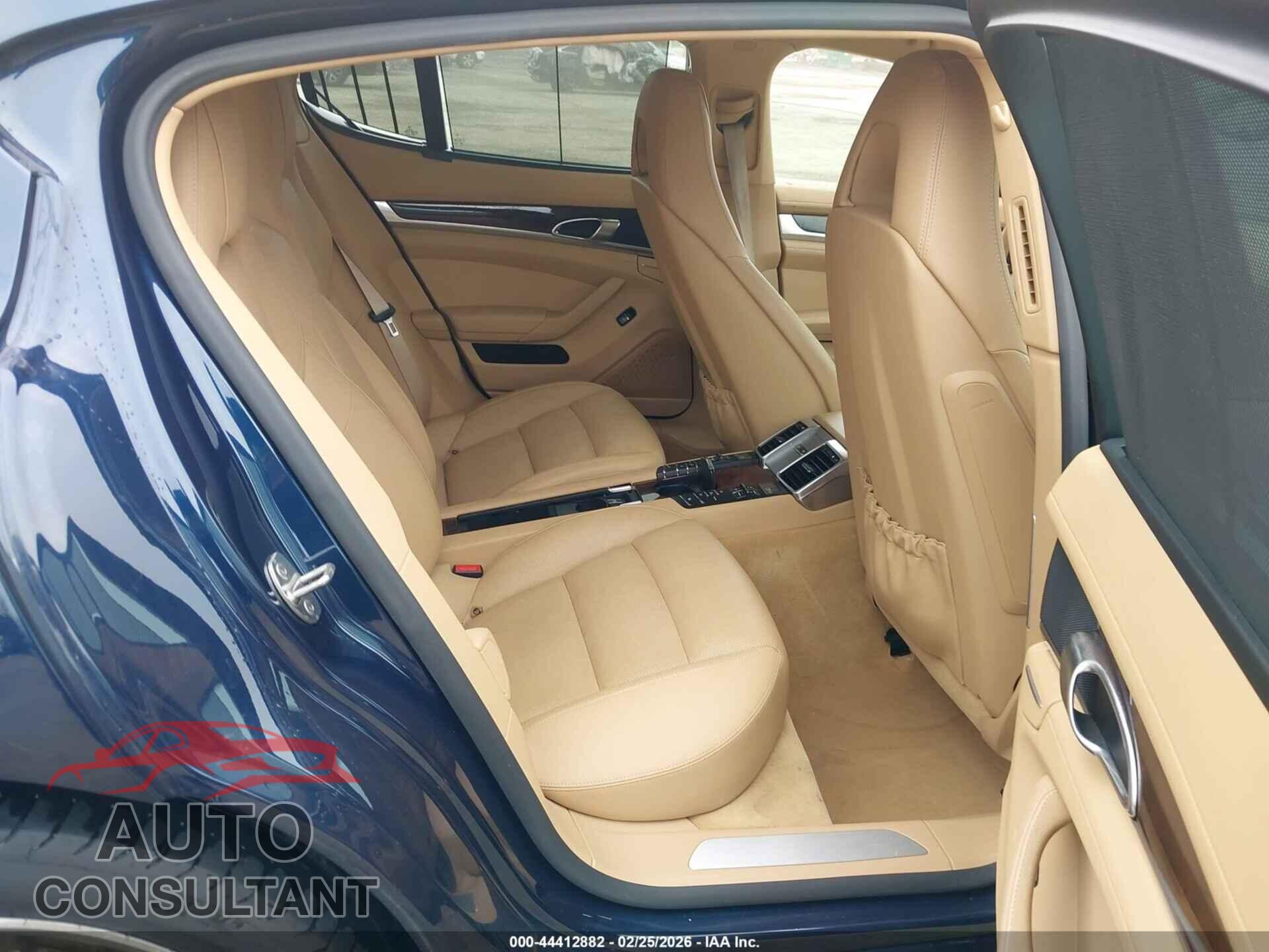 PORSCHE PANAMERA 2014 - WP0AA2A75EL008965