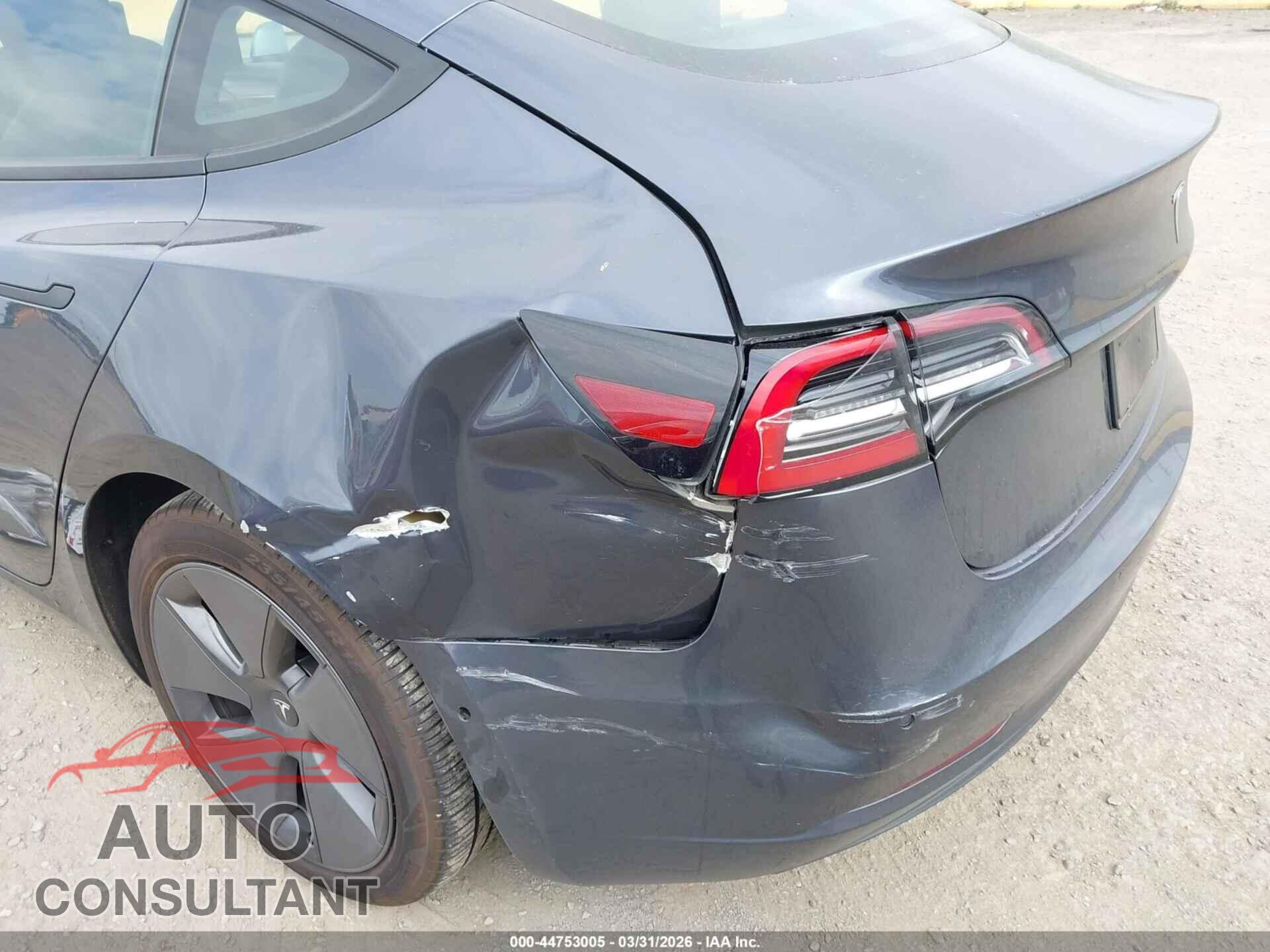 TESLA MODEL 3 2021 - 5YJ3E1EA9MF074255