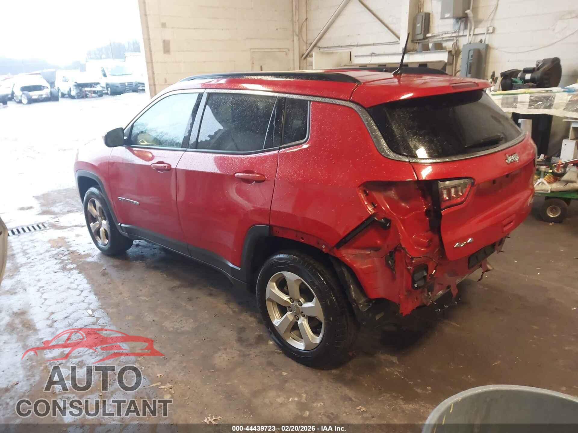 JEEP COMPASS 2018 - 3C4NJDBB2JT192566