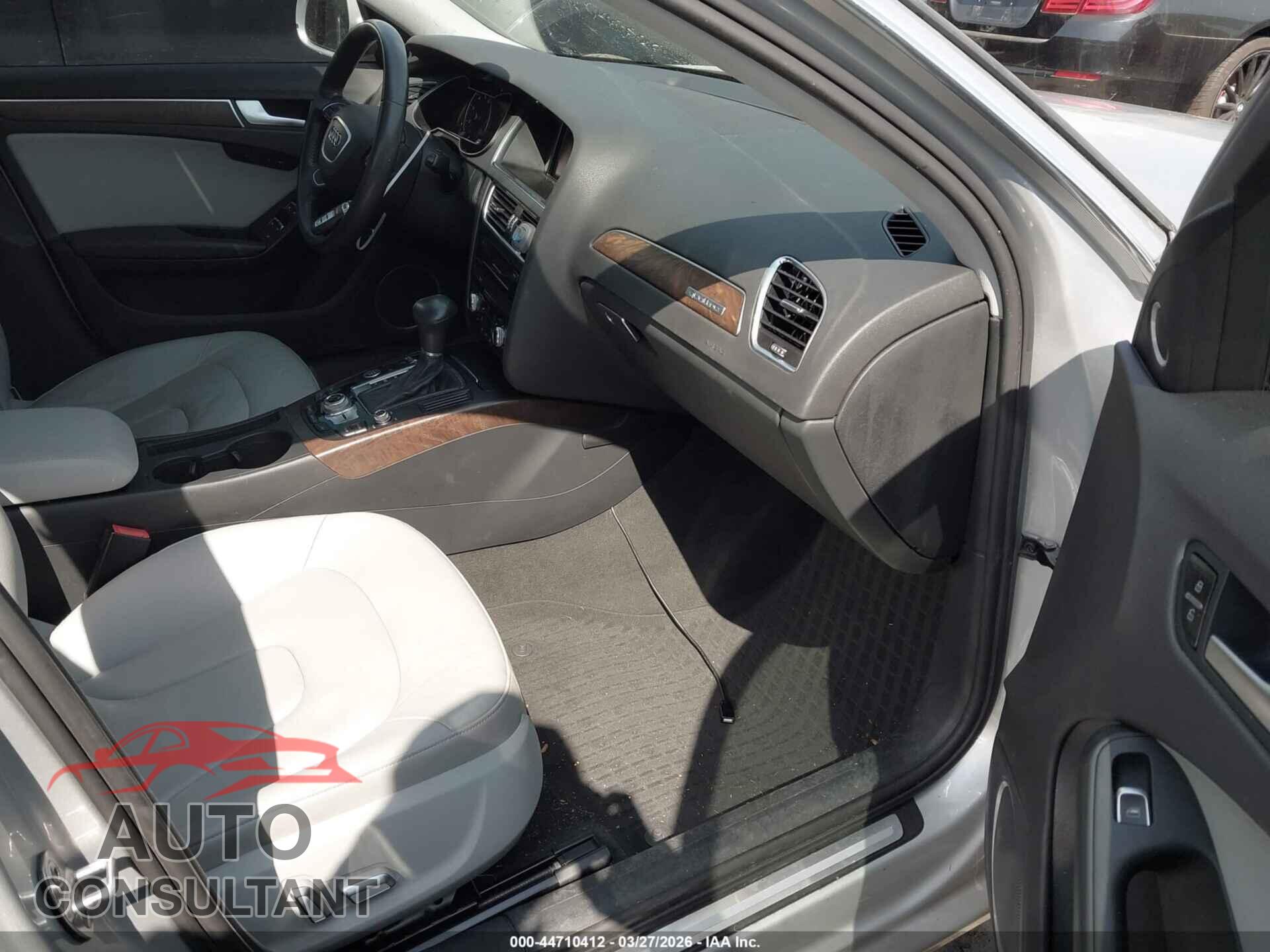 AUDI A4 2013 - WAUFFAFL6DA098917