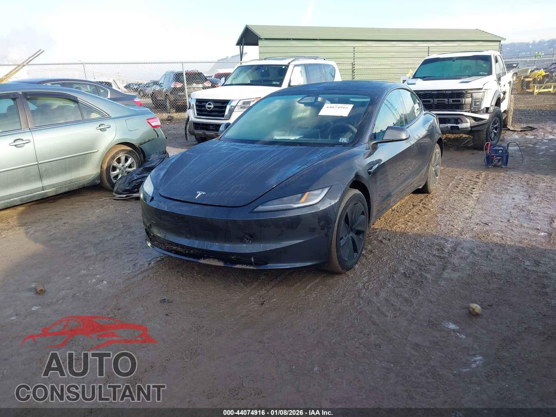 TESLA MODEL 3 2024 - 5YJ3E1EA8RF771584