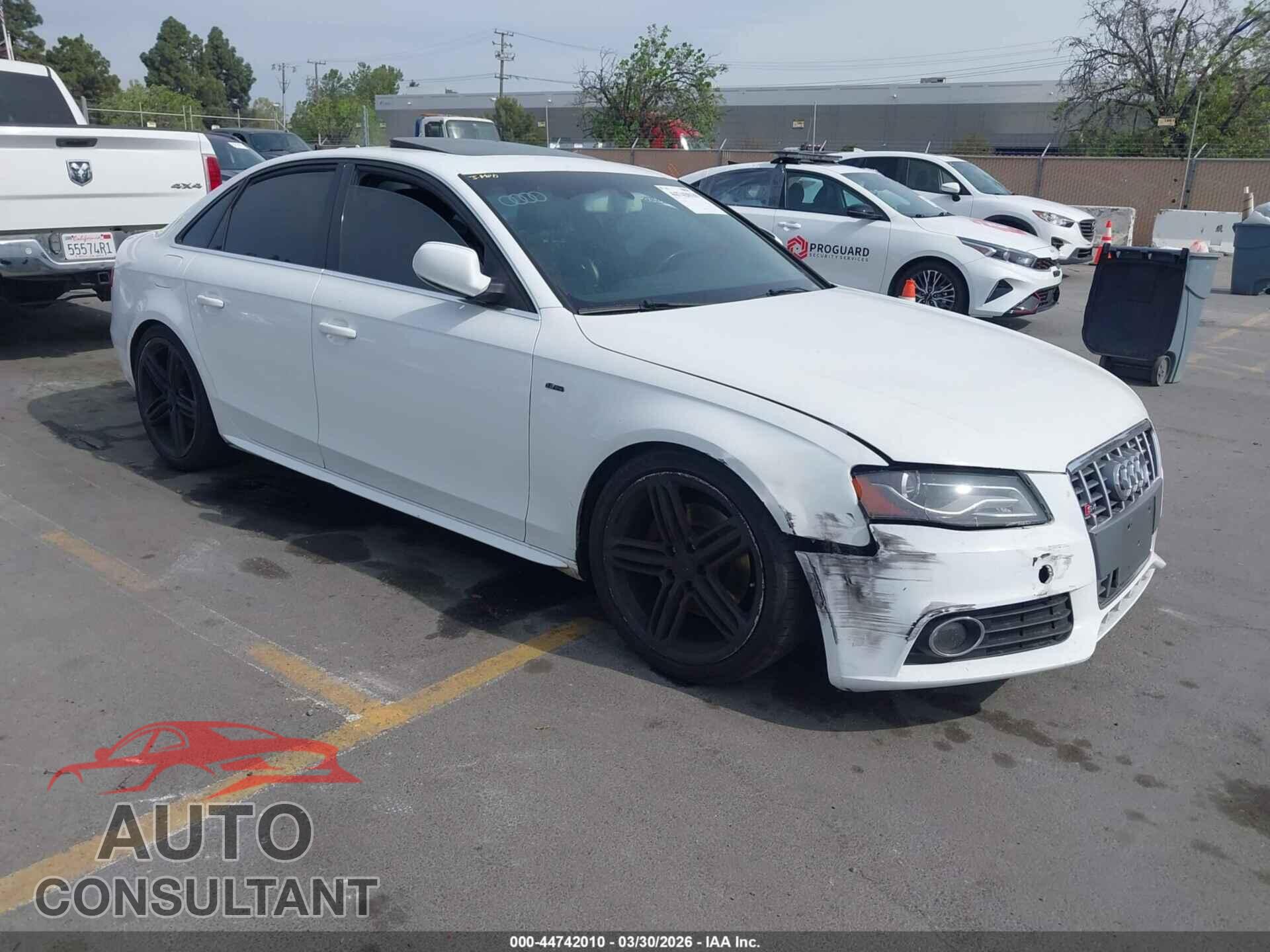 AUDI A4 2012 - WAUFFAFL9CA051685