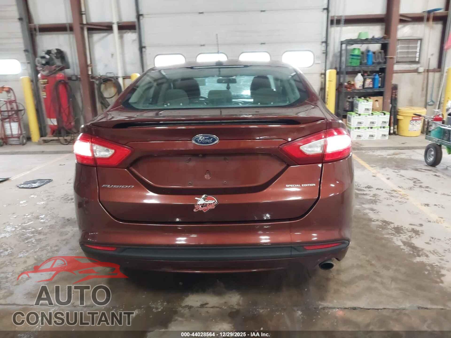 FORD FUSION 2016 - 3FA6P0G74GR327042