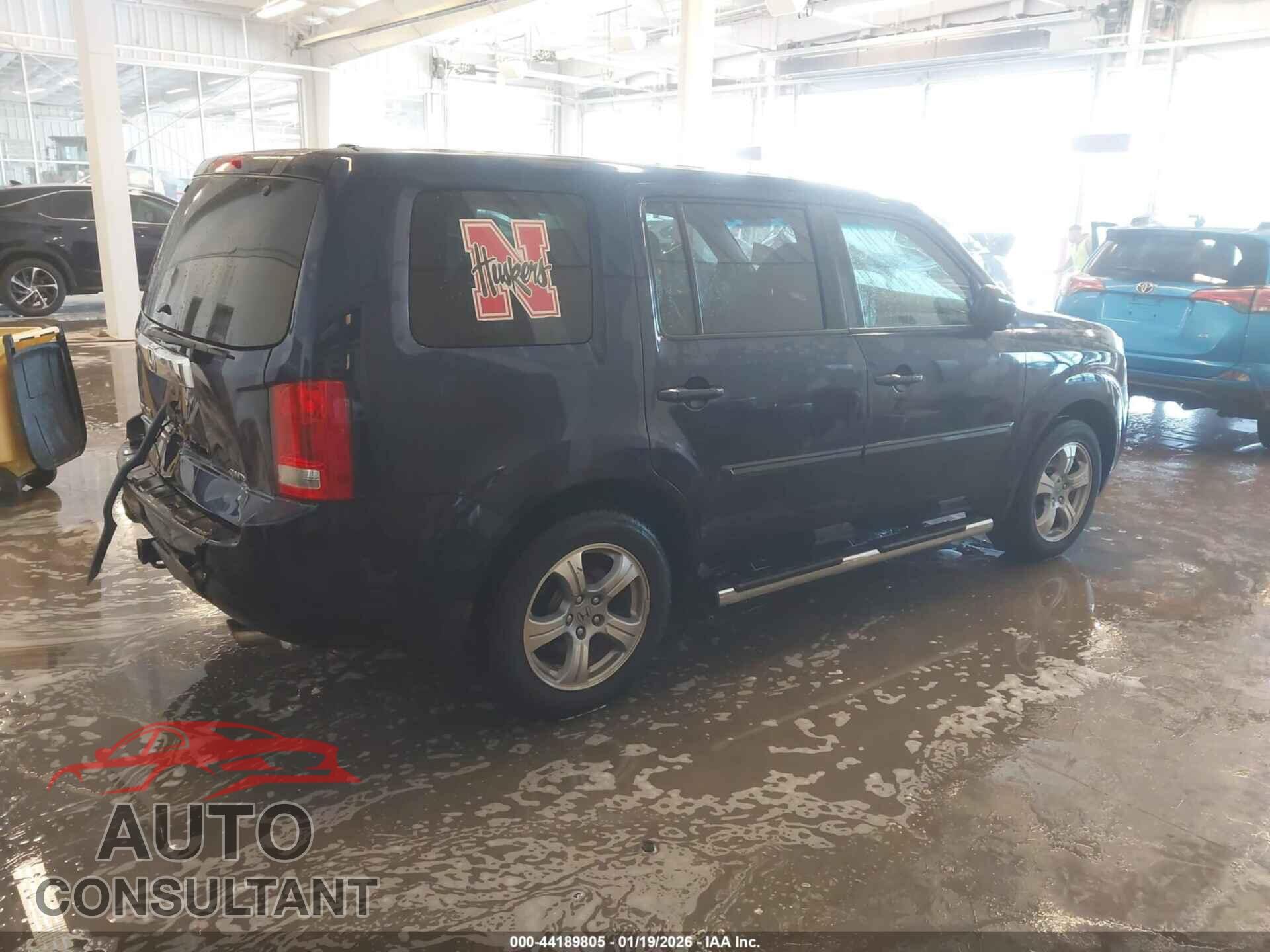 HONDA PILOT 2013 - 5FNYF4H52DB007452