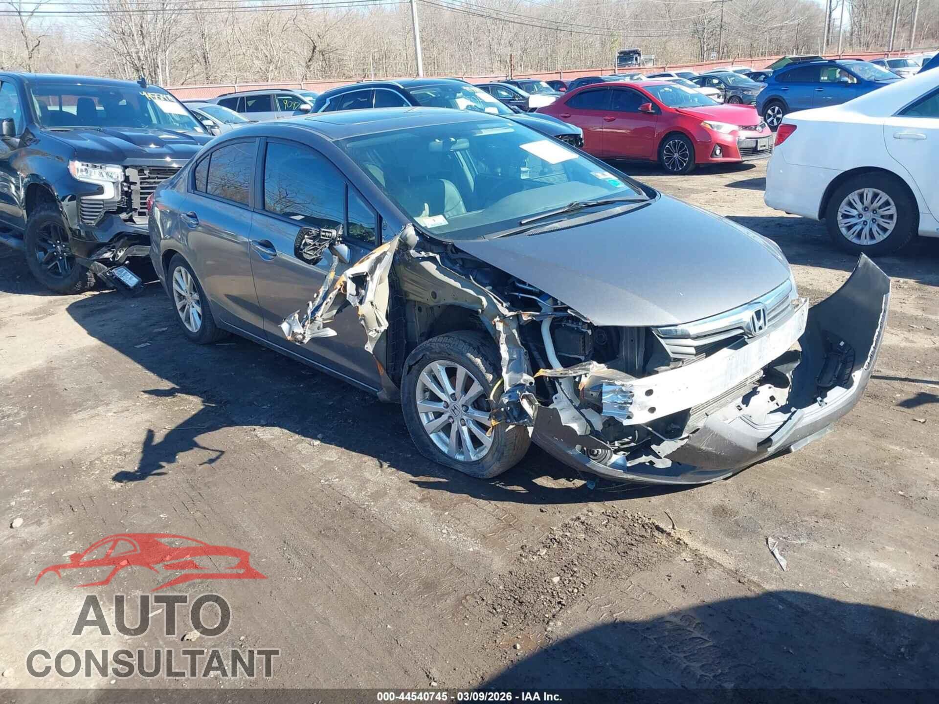 HONDA CIVIC 2012 - 2HGFB2F99CH523735