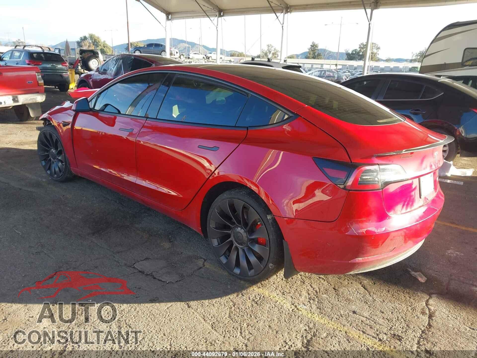 TESLA MODEL 3 2021 - 5YJ3E1EC2MF035461