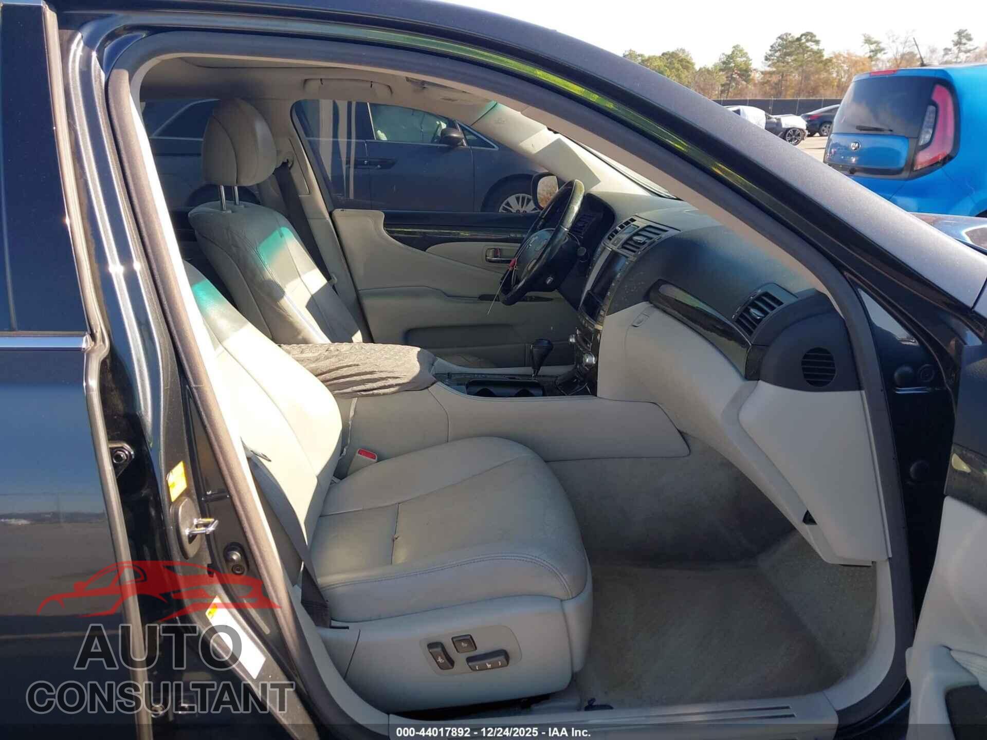 LEXUS LS 460 2011 - JTHBL5EF7B5107903